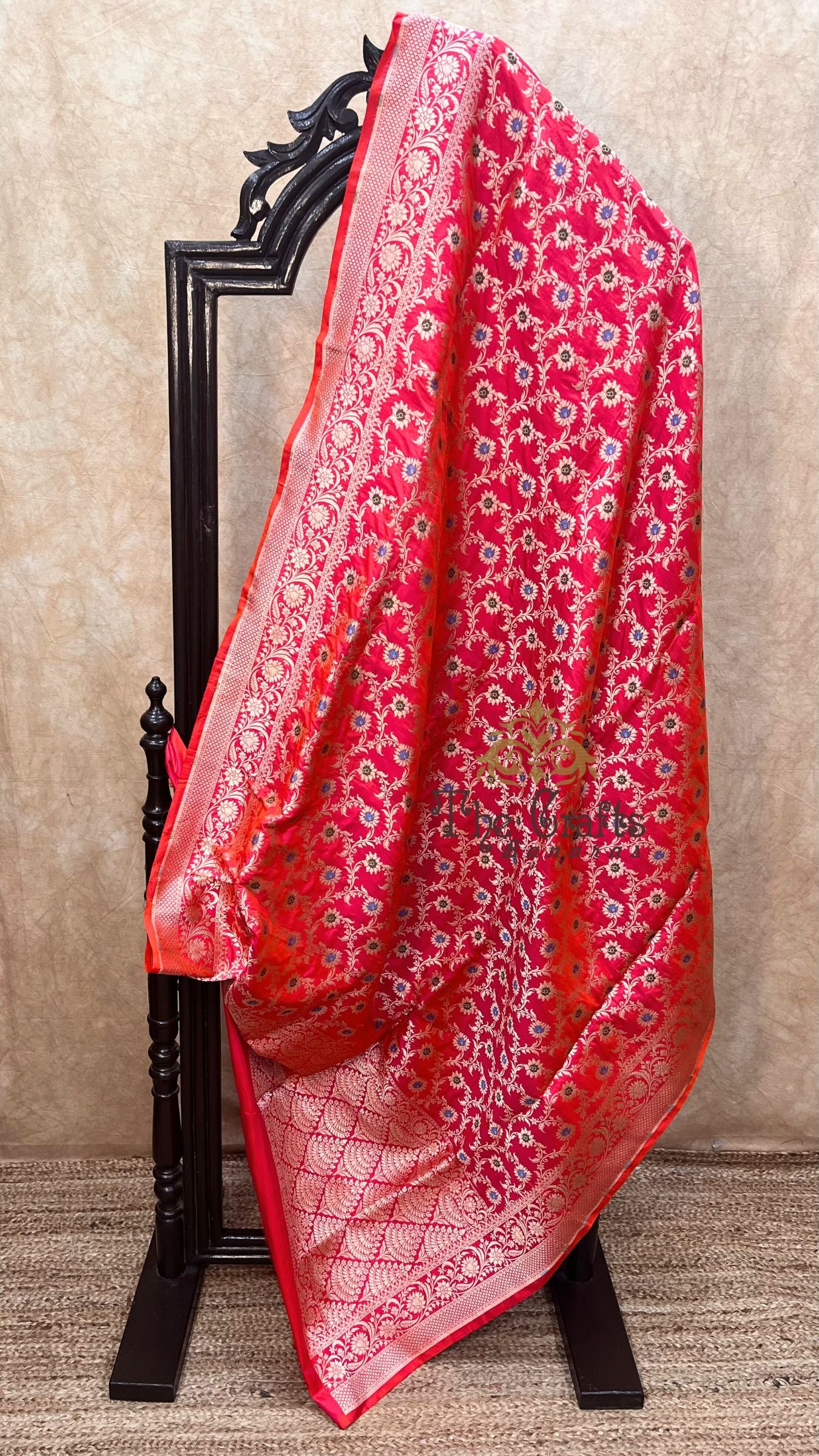 Pure Katan Silk Handloom Banarasi Saree - Jaal Work With Meenakari