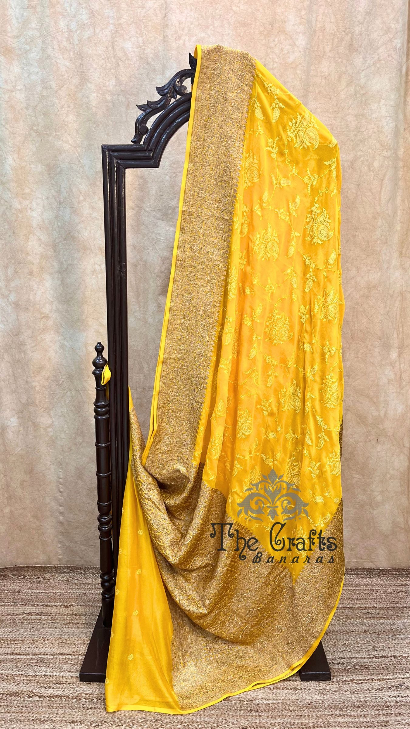 Pure Georgette Handloom Banarasi Saree - With Chikankari All Over