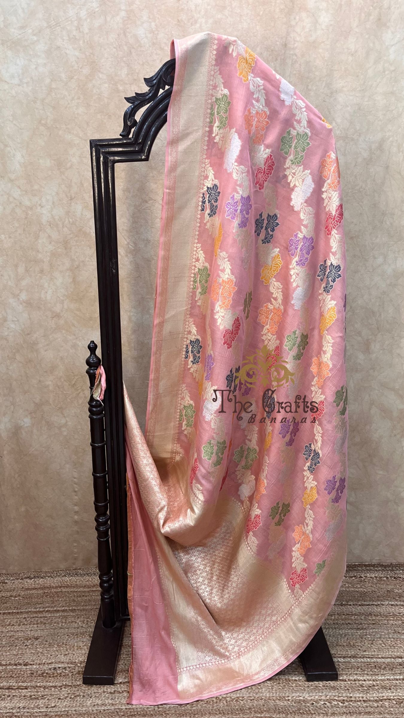 Tussar Georgette Handloom Banarasi Saree - Jaal with Meenakari