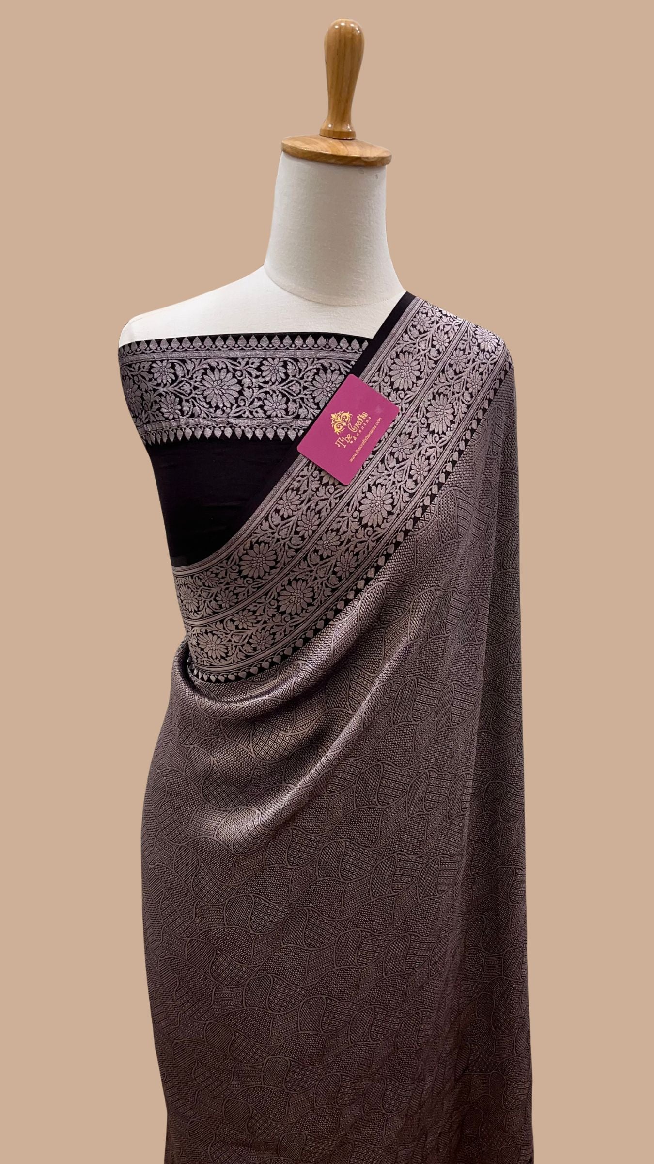 Khaddi Georgette Handloom Banarasi Saree - Tanchui Brocade