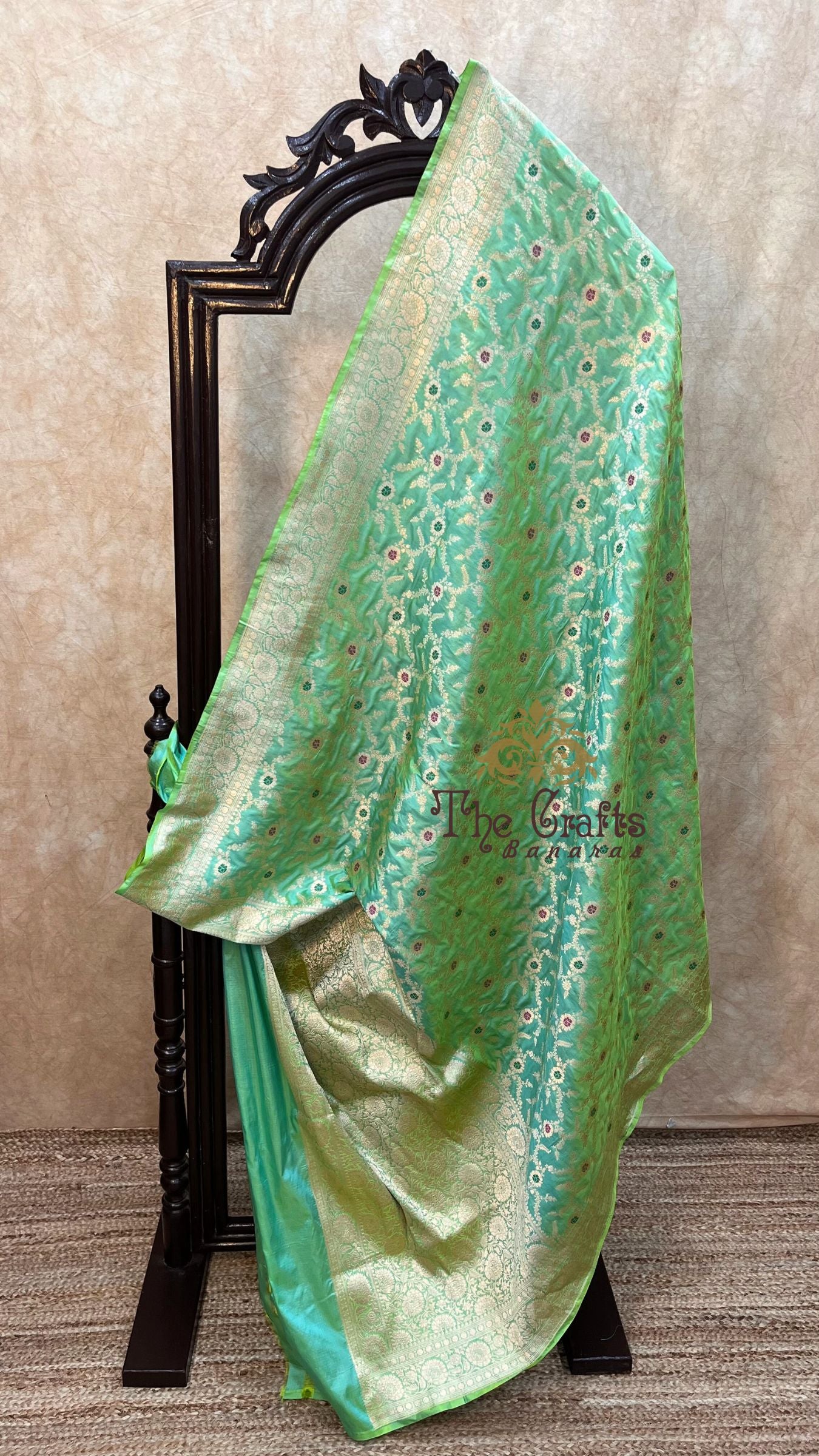 Pure Katan Silk Handloom Banarasi Saree - Jaal Work With Meenakari