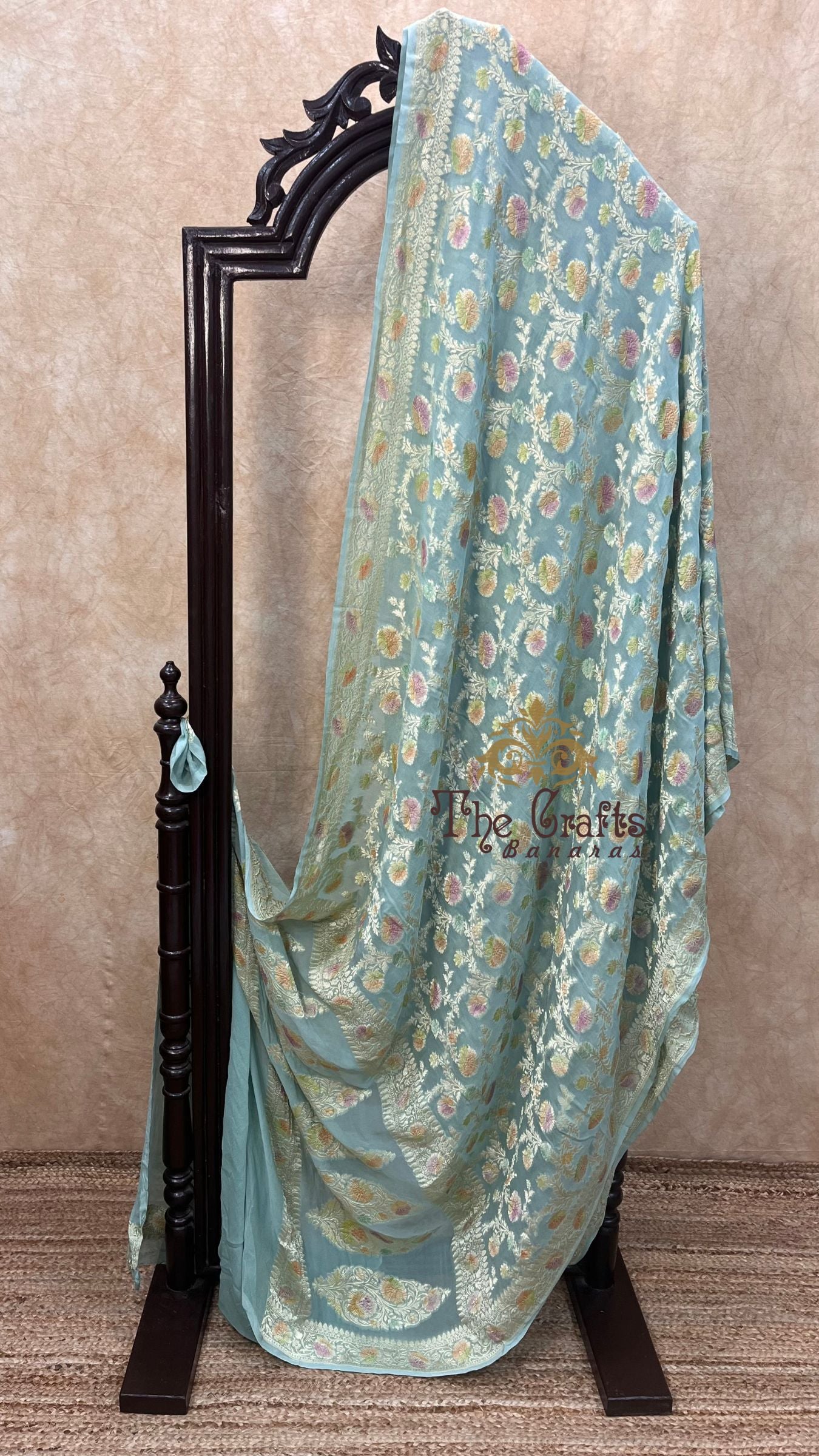 Khaddi Georgette Handloom Banarasi Saree - Water Zari