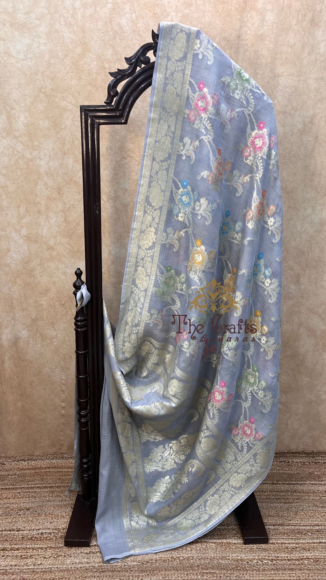 Tussar Georgette Handloom Banarasi Saree - Jaal with Meenakari