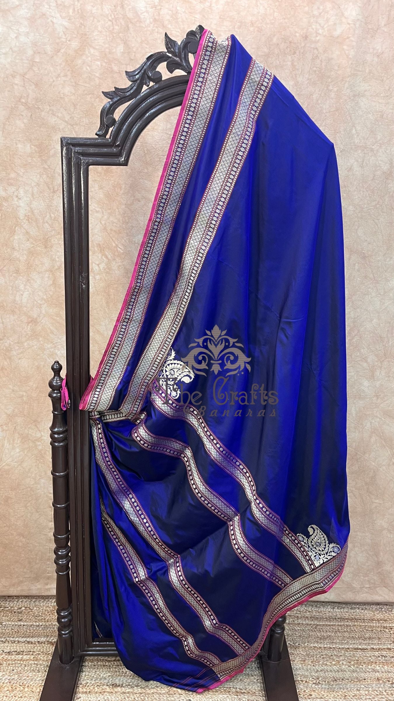 Pure Katan Silk Handloom Banarasi Saree - with kadhua zari work