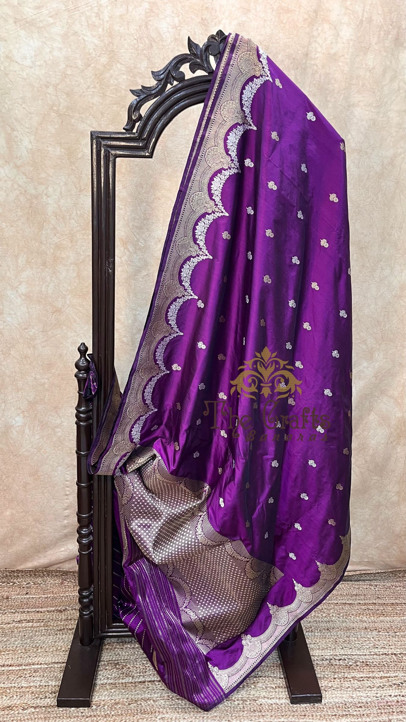Pure Katan Silk Handloom Banarasi Saree - With Kadhua Sona Rupa Buti