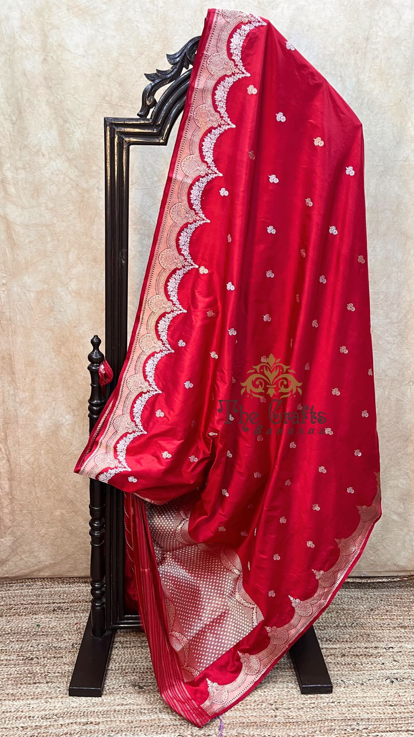 Pure Katan Silk Handloom Banarasi Saree - With Kadhua Sona Rupa Buti