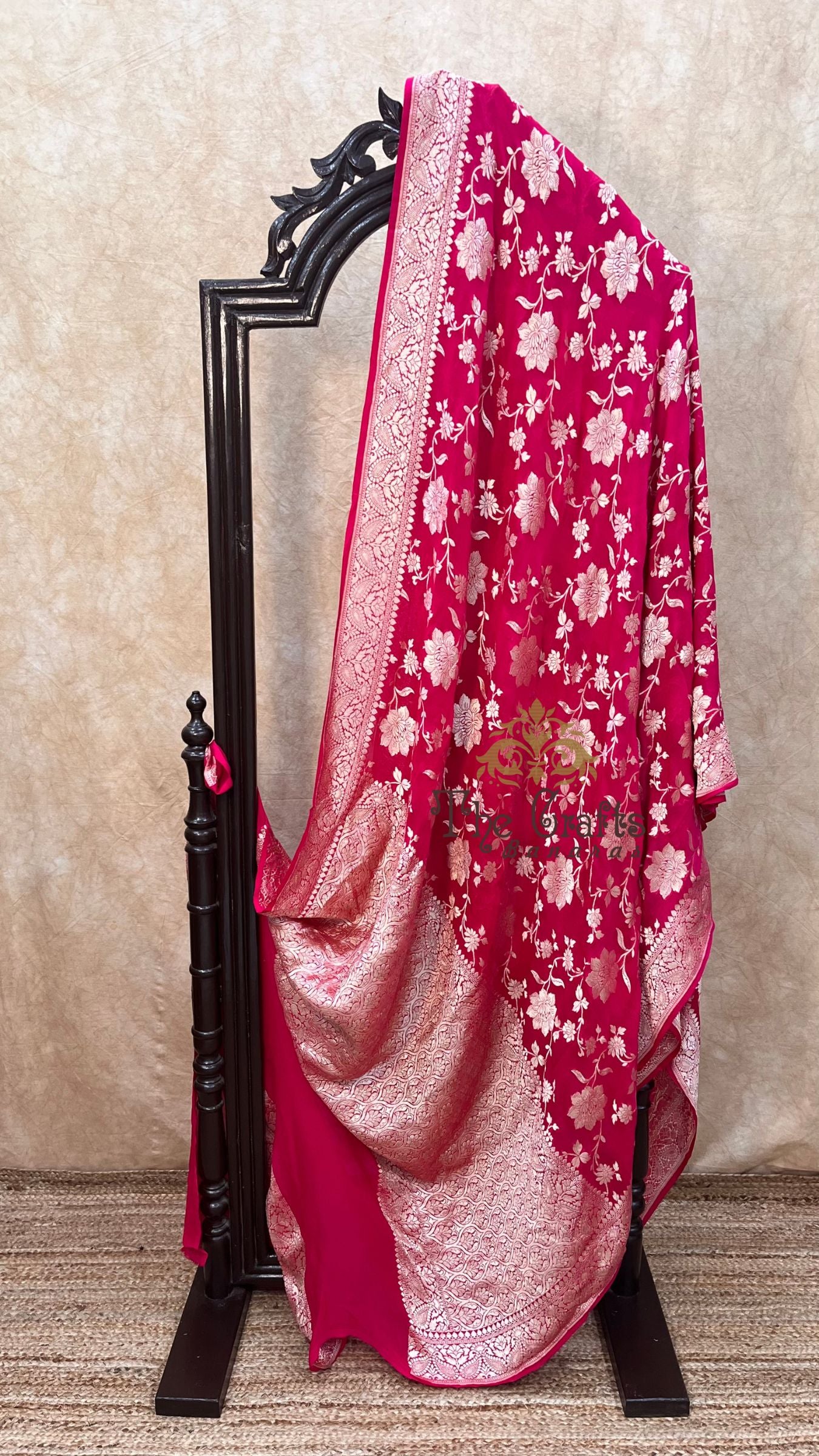 Khaddi Georgette Handloom Banarasi Saree - Water Zari