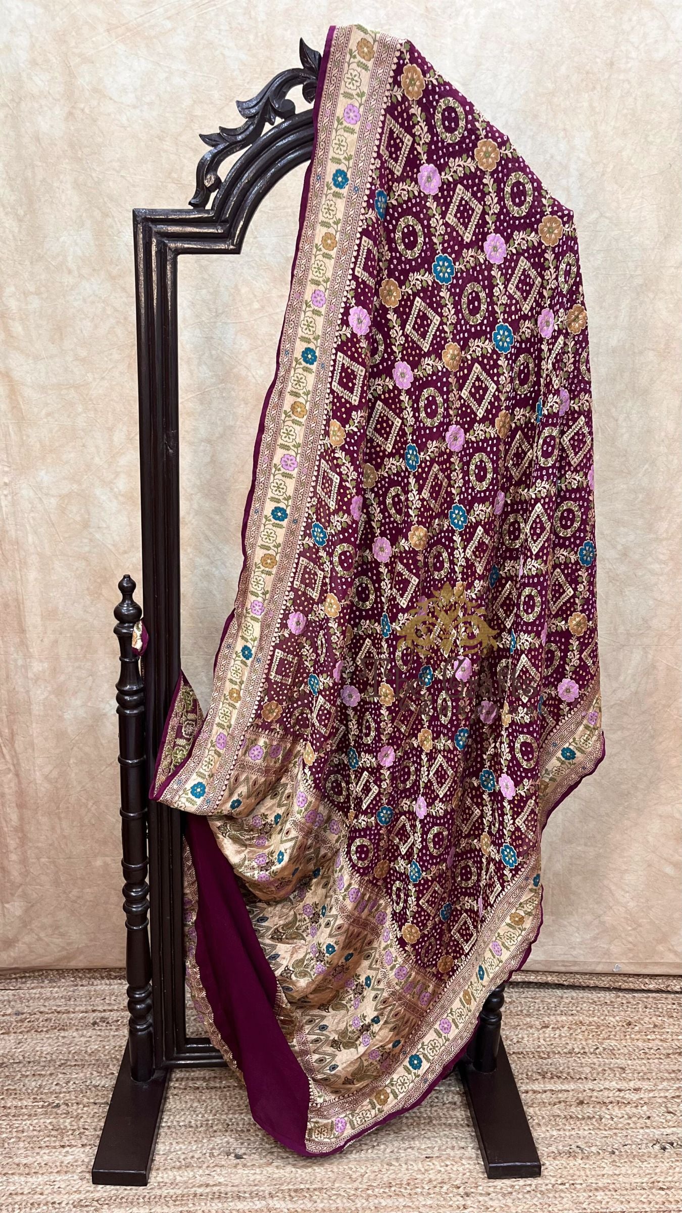 Pure Georgette Banarasi Handloom Bandhej Saree-With Meenakari Work