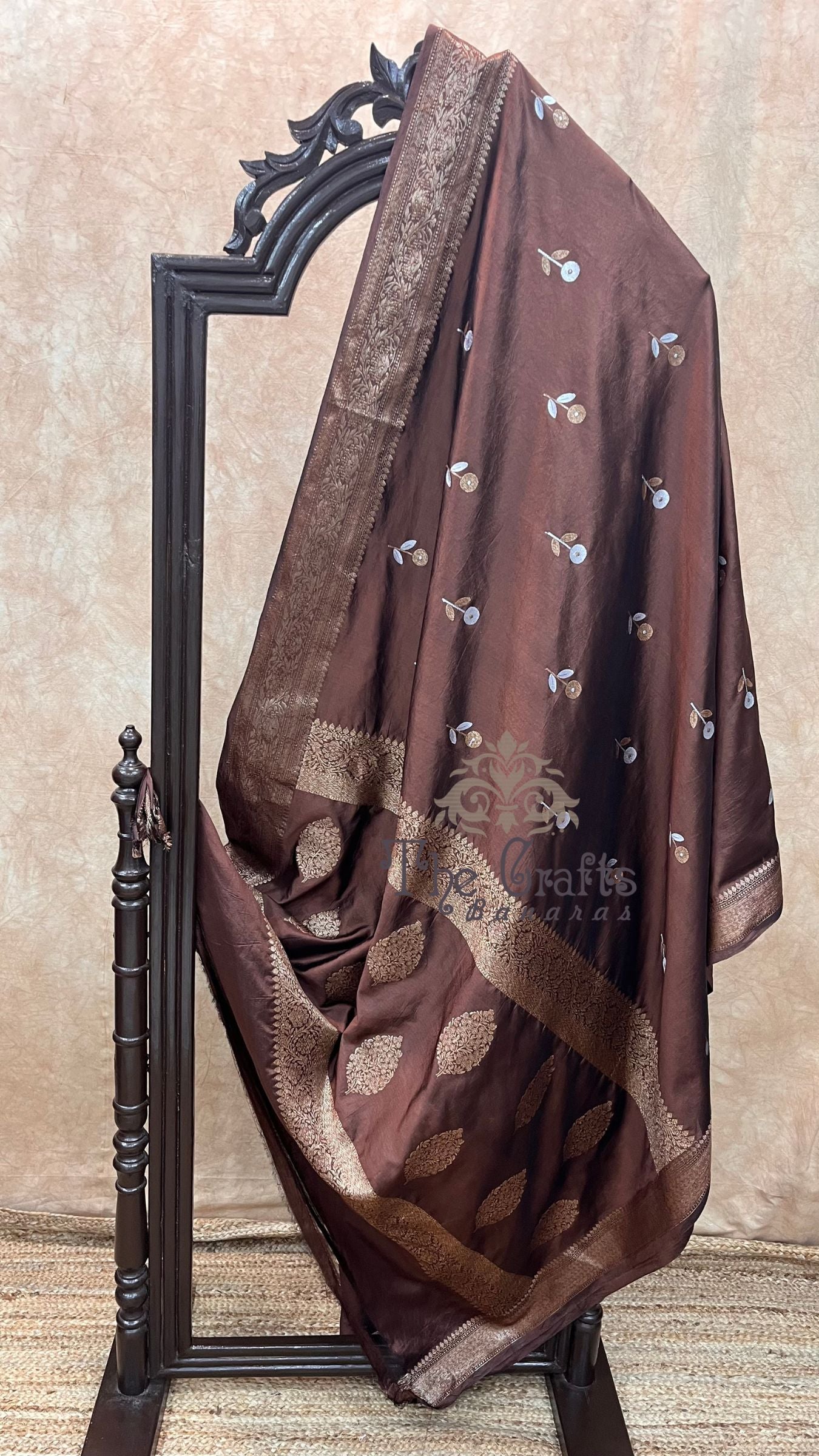 Pure Raw Mango Silk Handloom Banarasi Saree