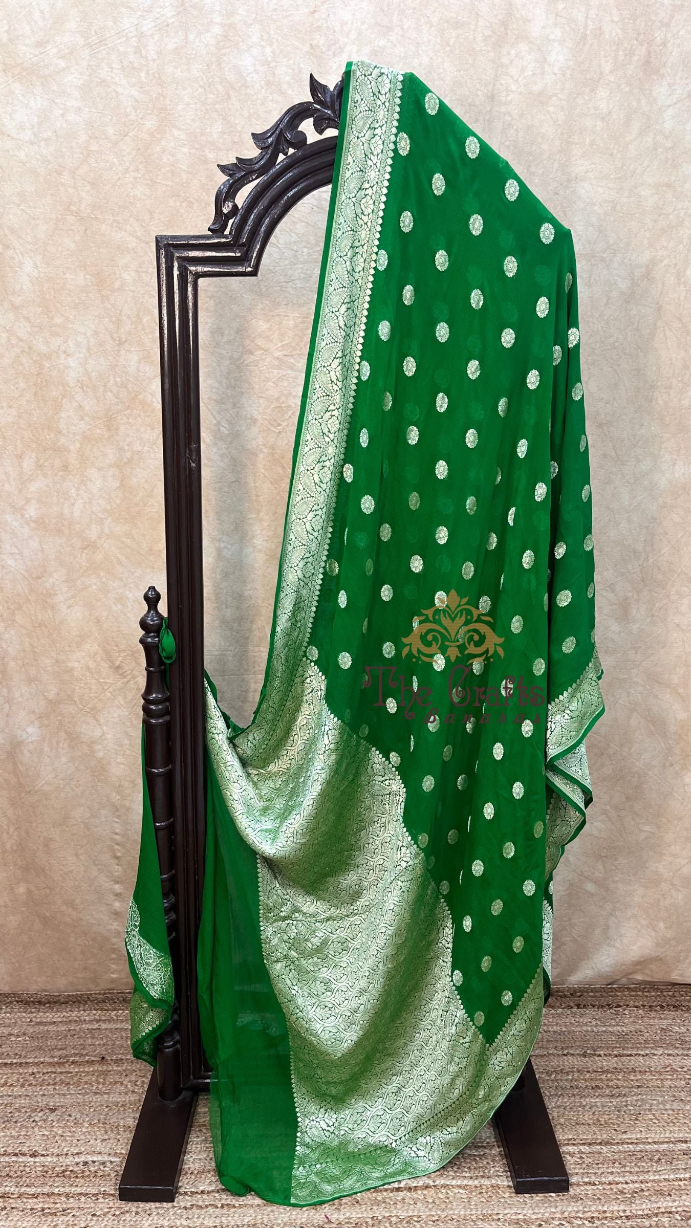 Khaddi Georgette Handloom Banarasi Saree - Water Zari