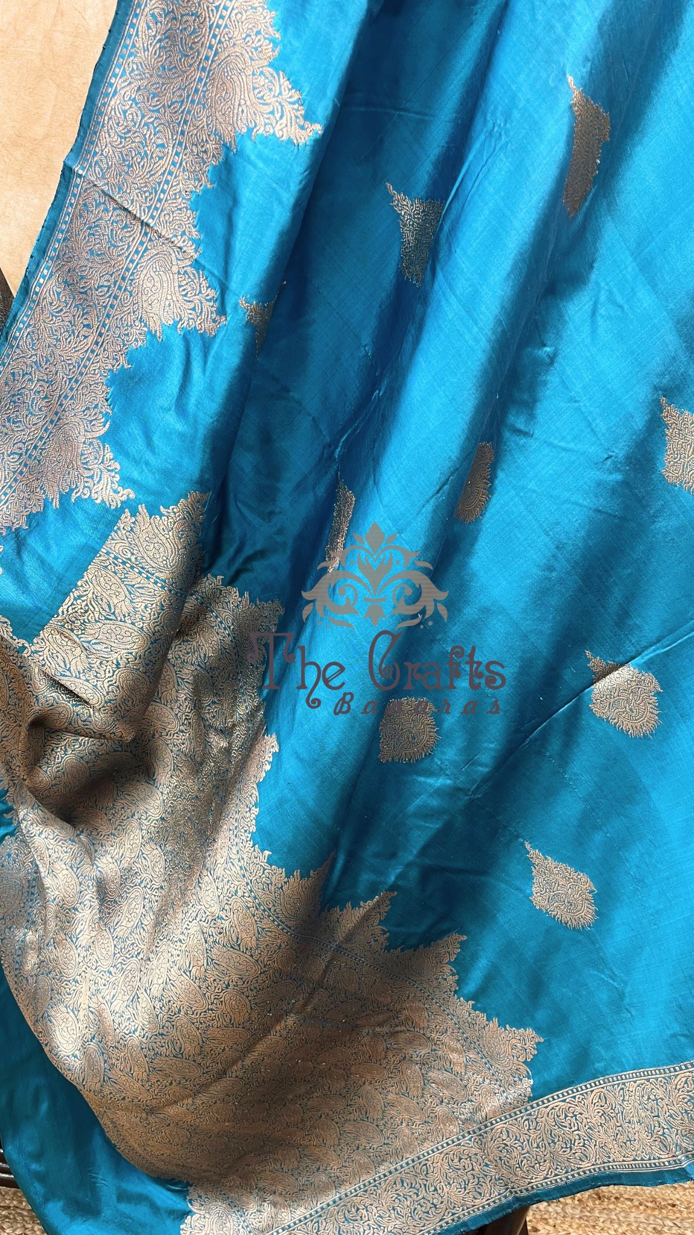 Pure Katan Silk Handloom Banarasi Saree - Jaal work