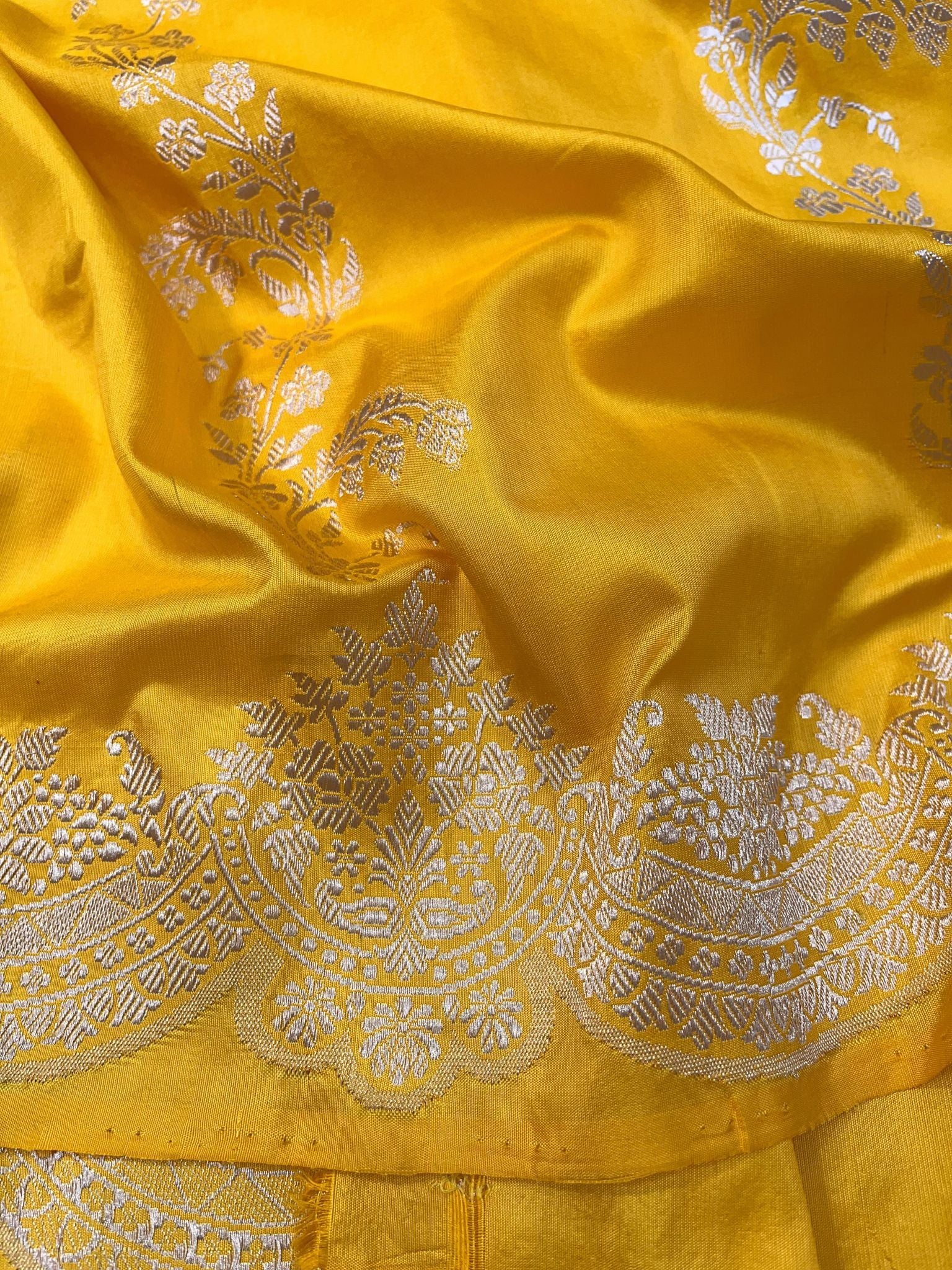 Pure Katan Silk Handloom Banarasi Saree - Sona roopa with kadhua work
