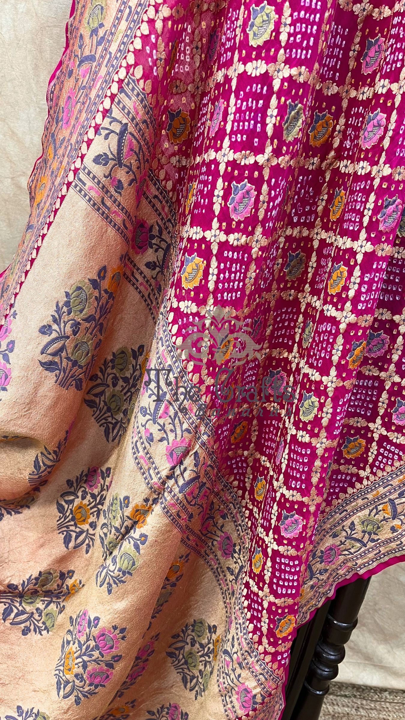 Pure Georgette Banarasi Handloom Bandhej Saree-With Meenakari Work