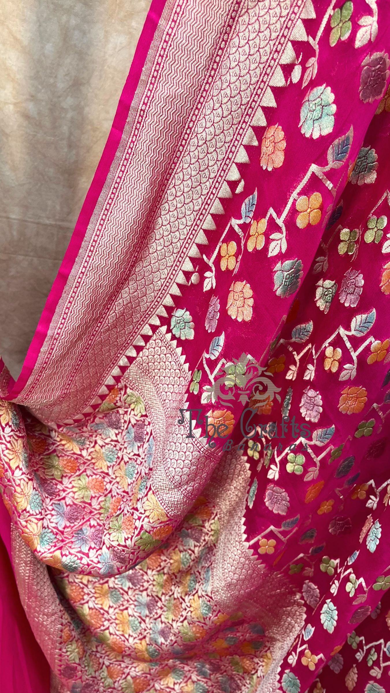 Khaddi Georgette Handloom Banarasi Saree - Water Zari