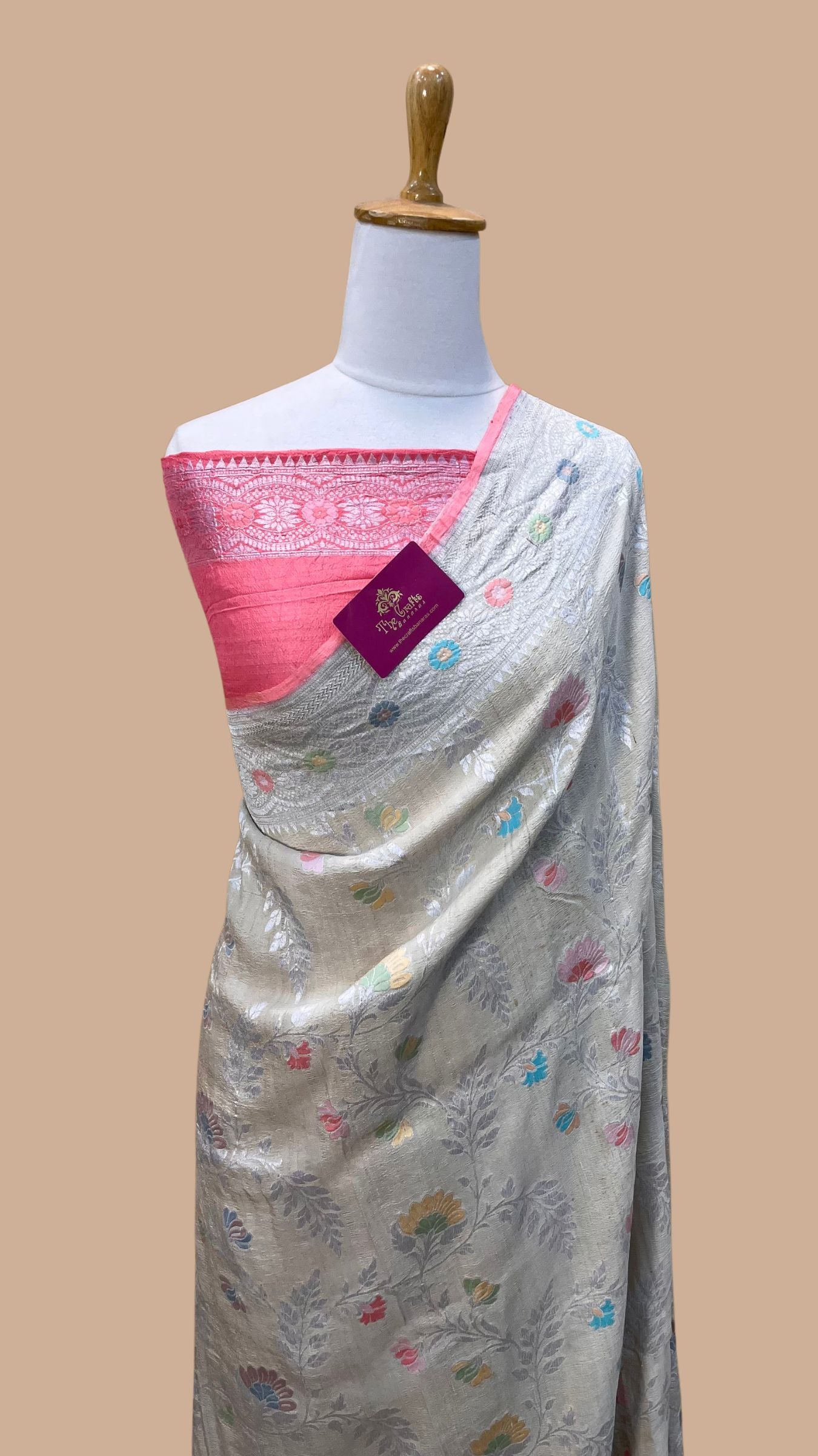 Tussar Georgette Handloom Banarasi Saree - Jaal with Meenakari