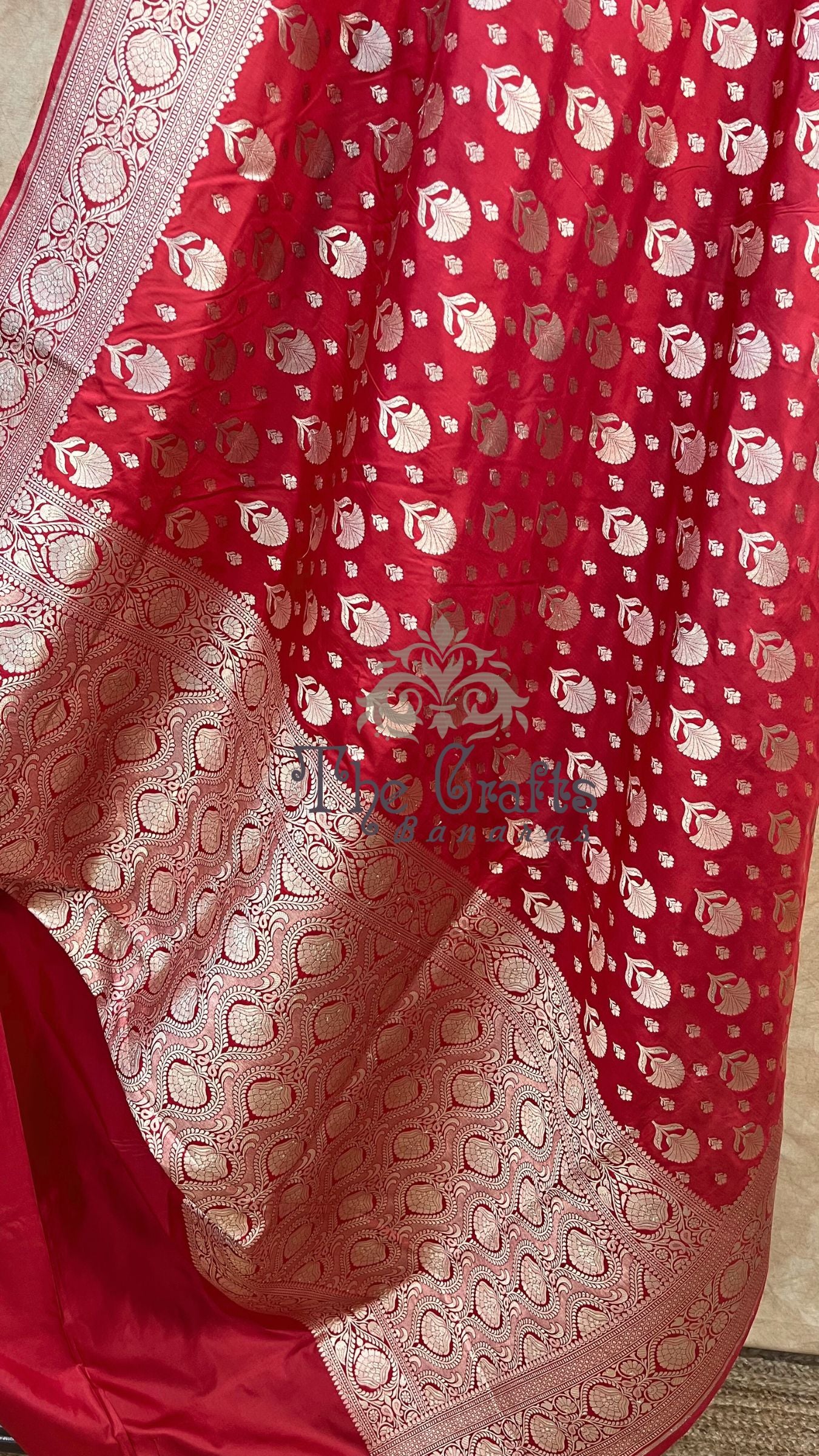 Pure Katan Silk Handloom Banarasi Saree - Jaal work