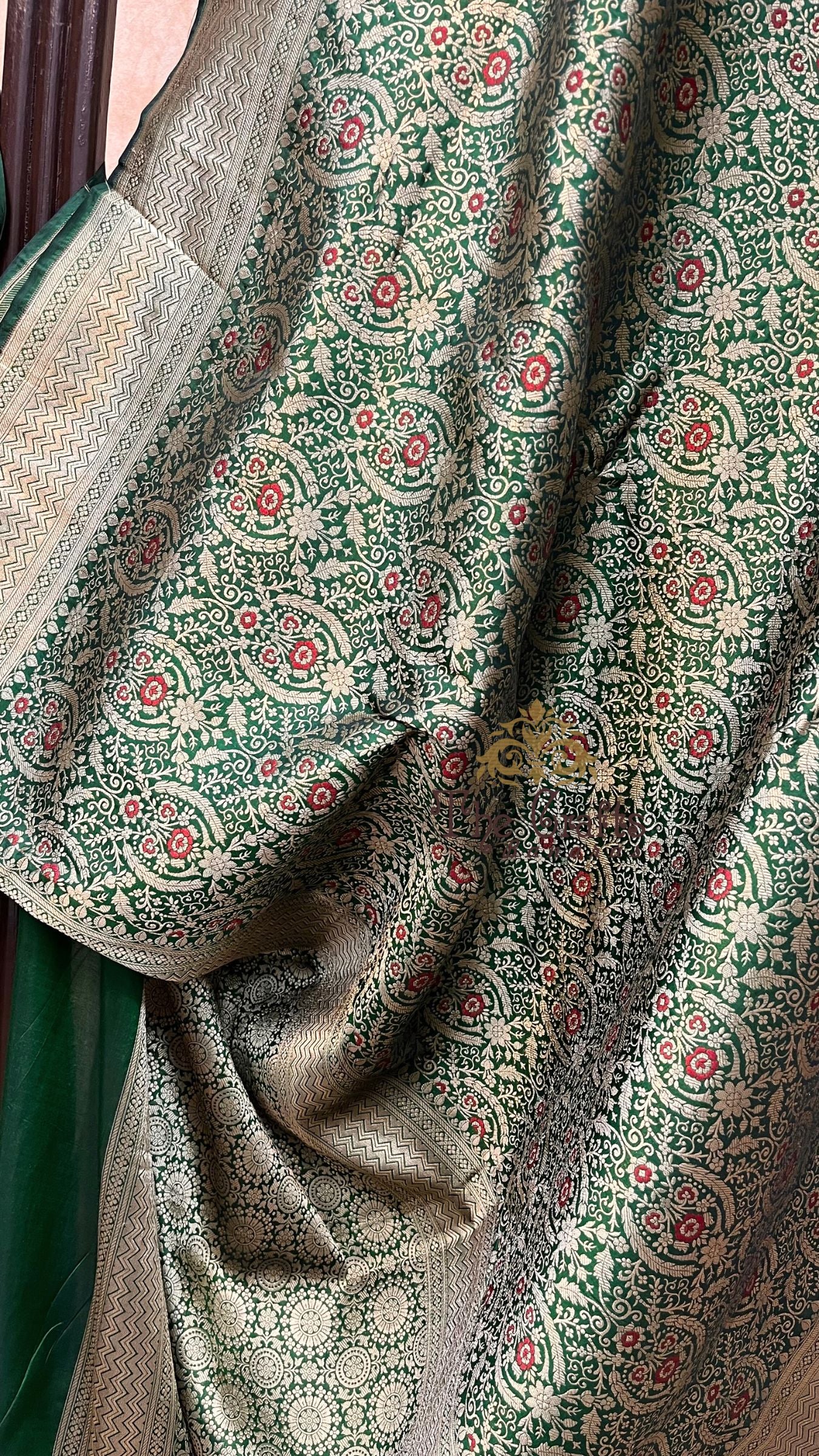 Pure Katan Silk Handloom Banarasi Saree - Tanchui Brocade Meena