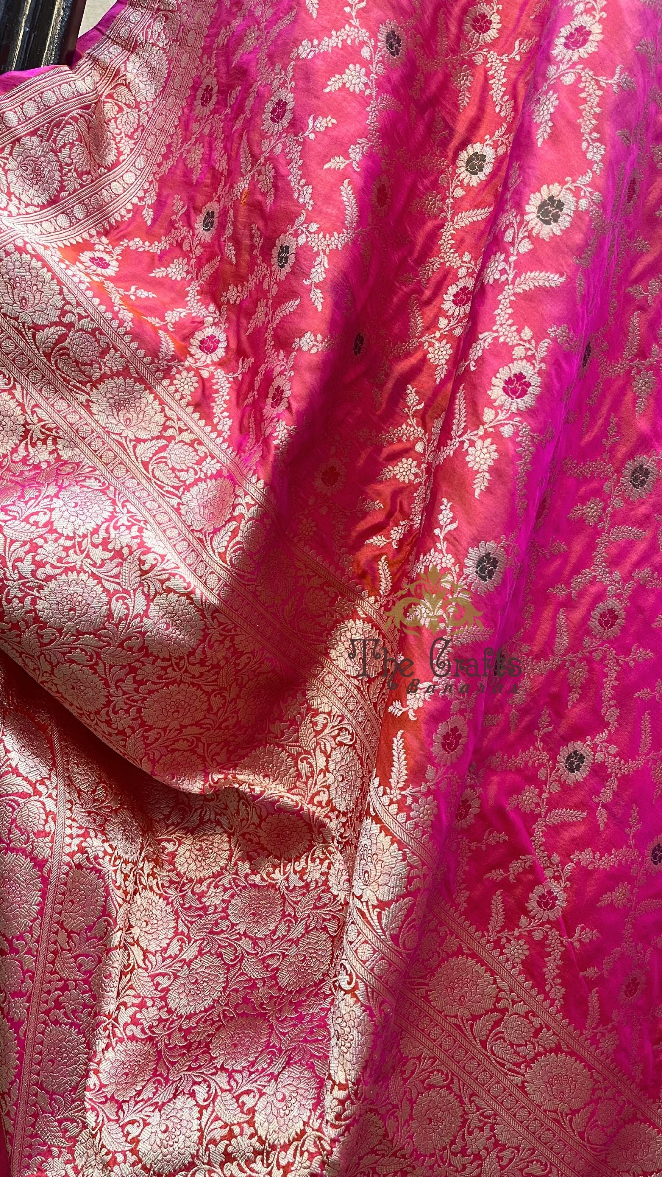 Pure Katan Silk Handloom Banarasi Saree - Jaal Work With Meenakari