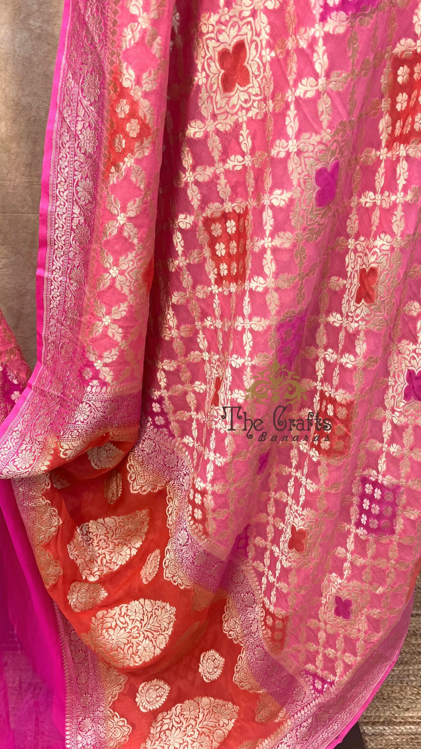 Khaddi Georgette Handloom Banarasi Saree - Water Zari