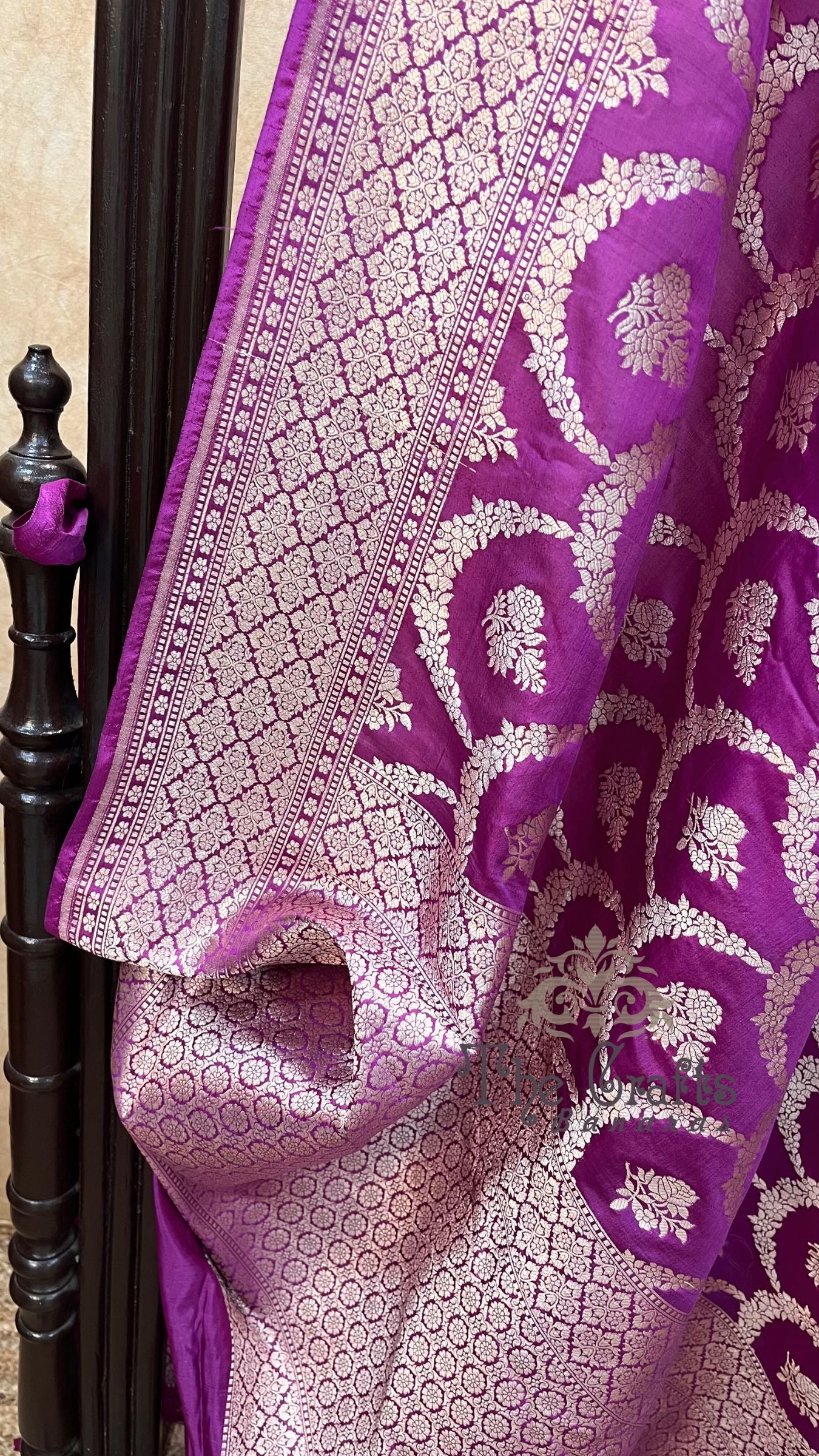 Pure Katan Silk Handloom Banarasi Saree - Jaal work