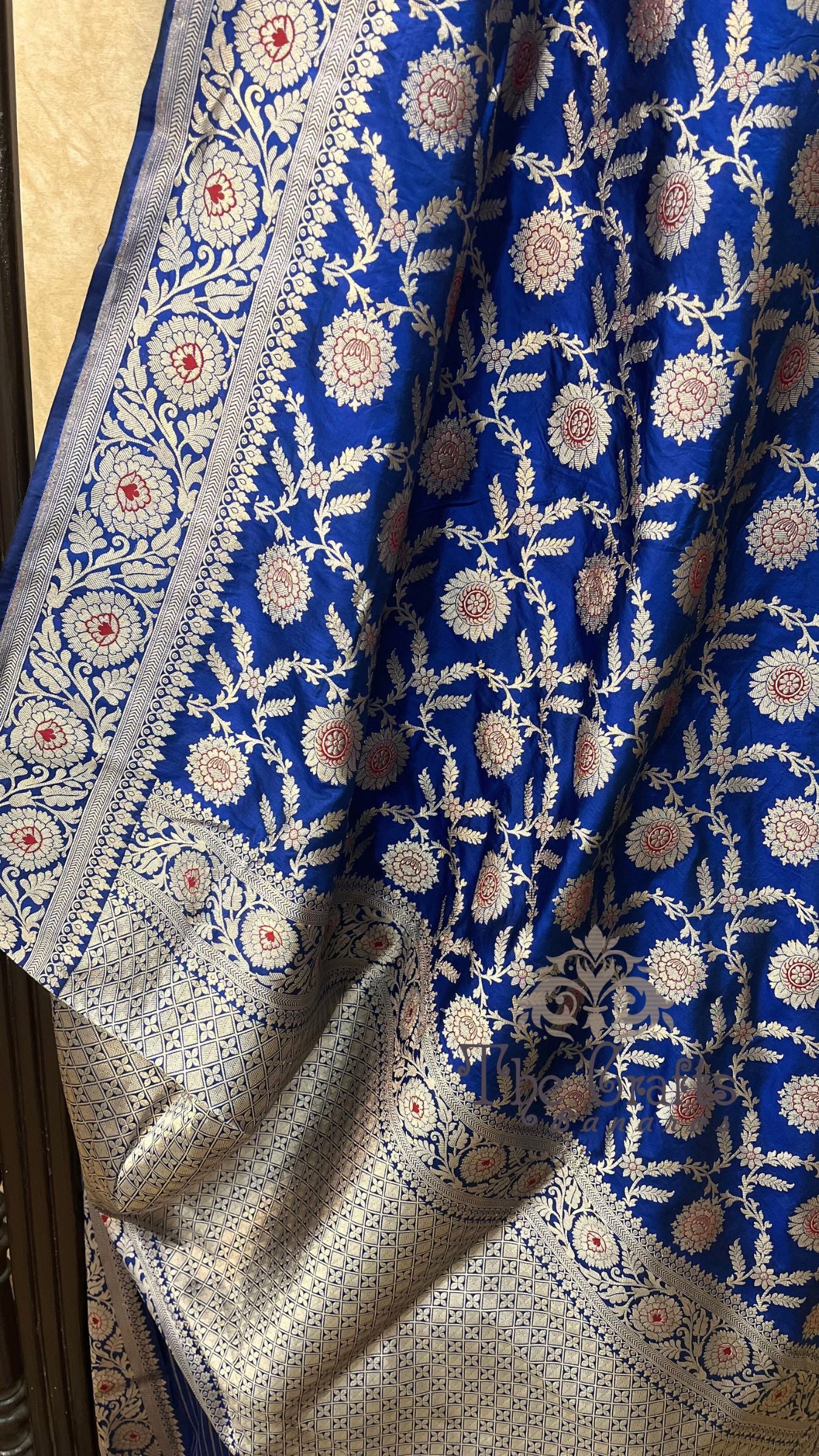 Pure Katan Silk Handloom Banarasi Saree - Jaal Work With Meenakari