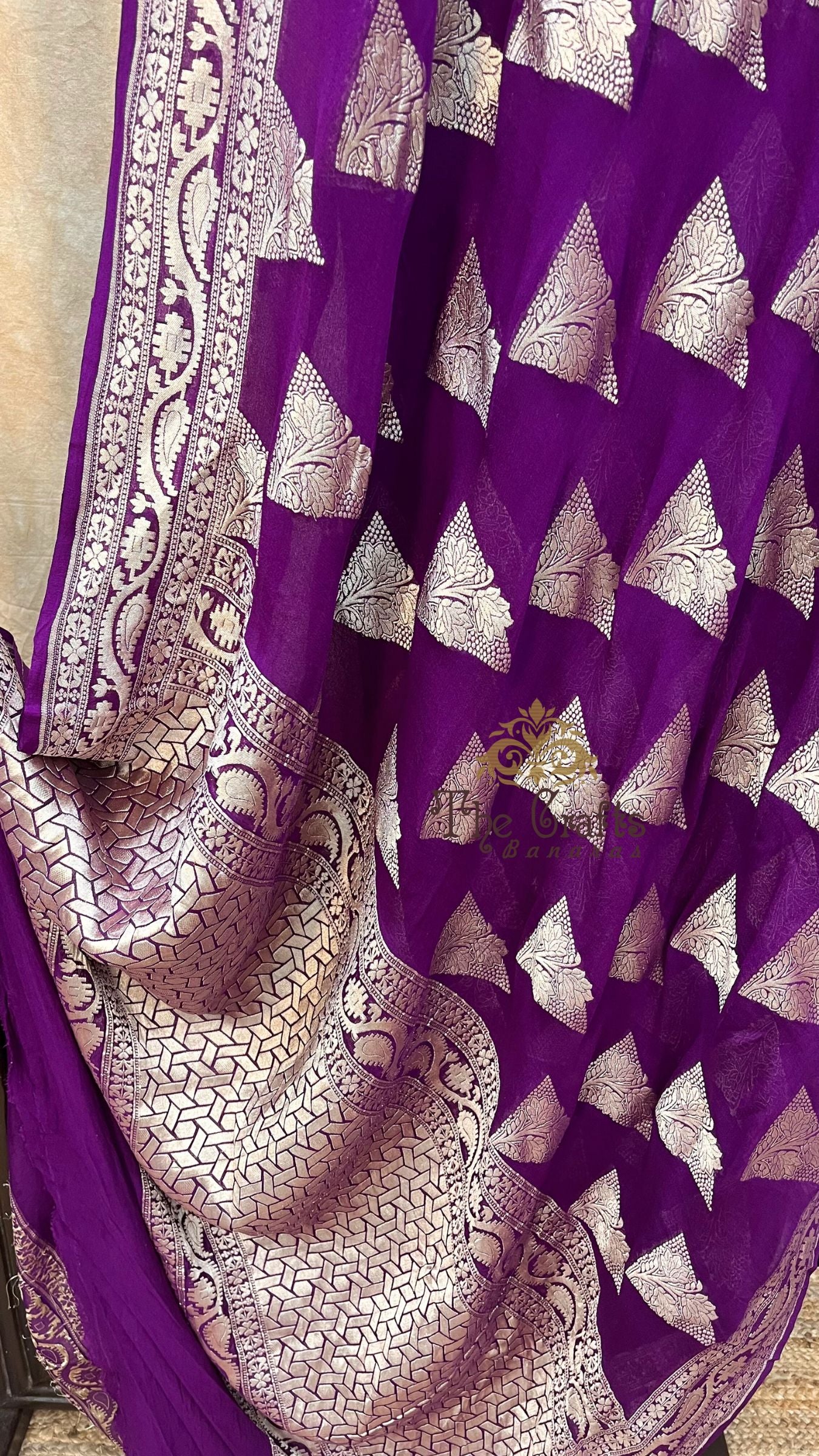 Khaddi Georgette Handloom Banarasi Saree - Water Zari