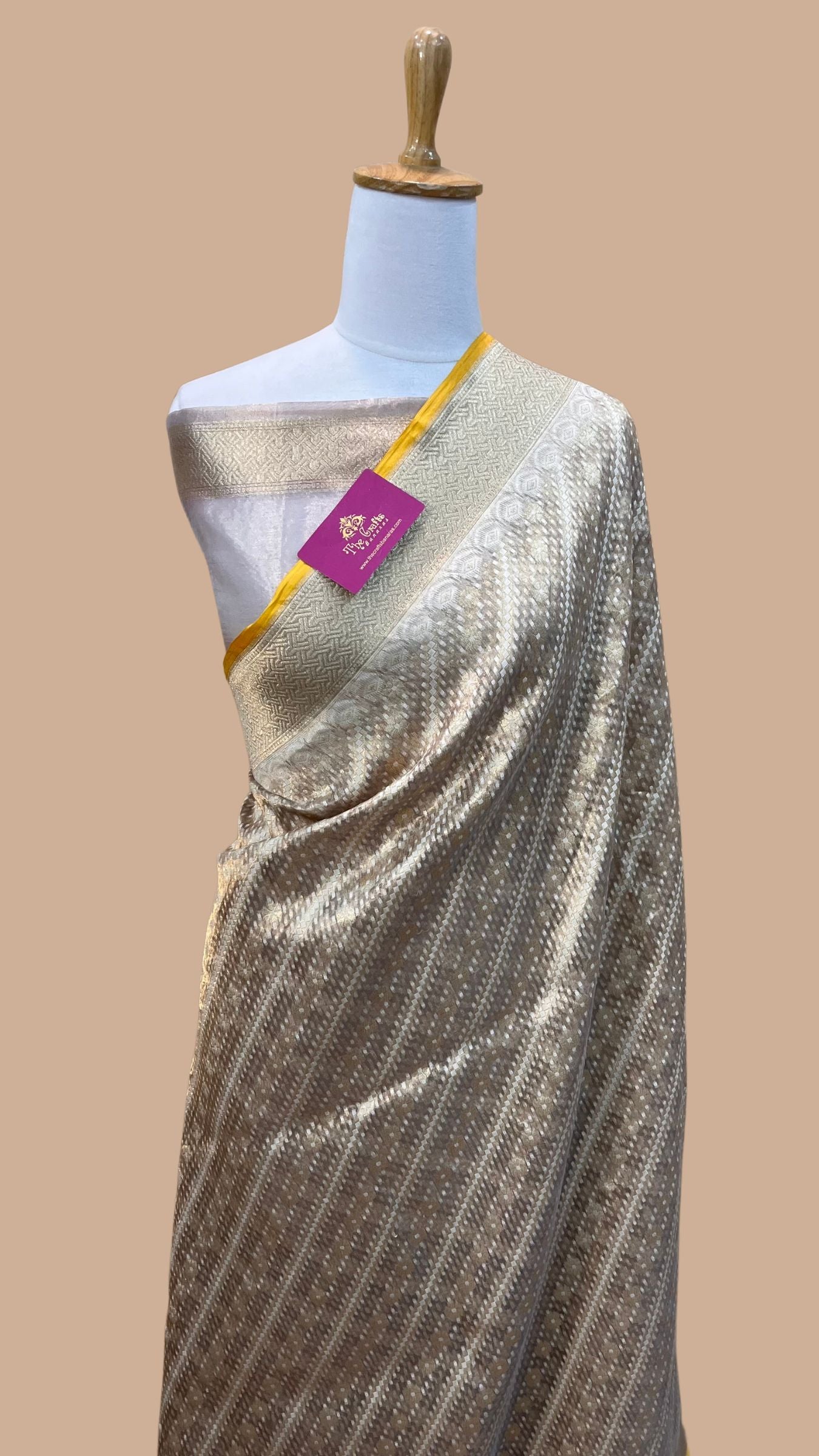 Pure Tissue Silk Handloom Banarasi Saree - Reshmi Zari