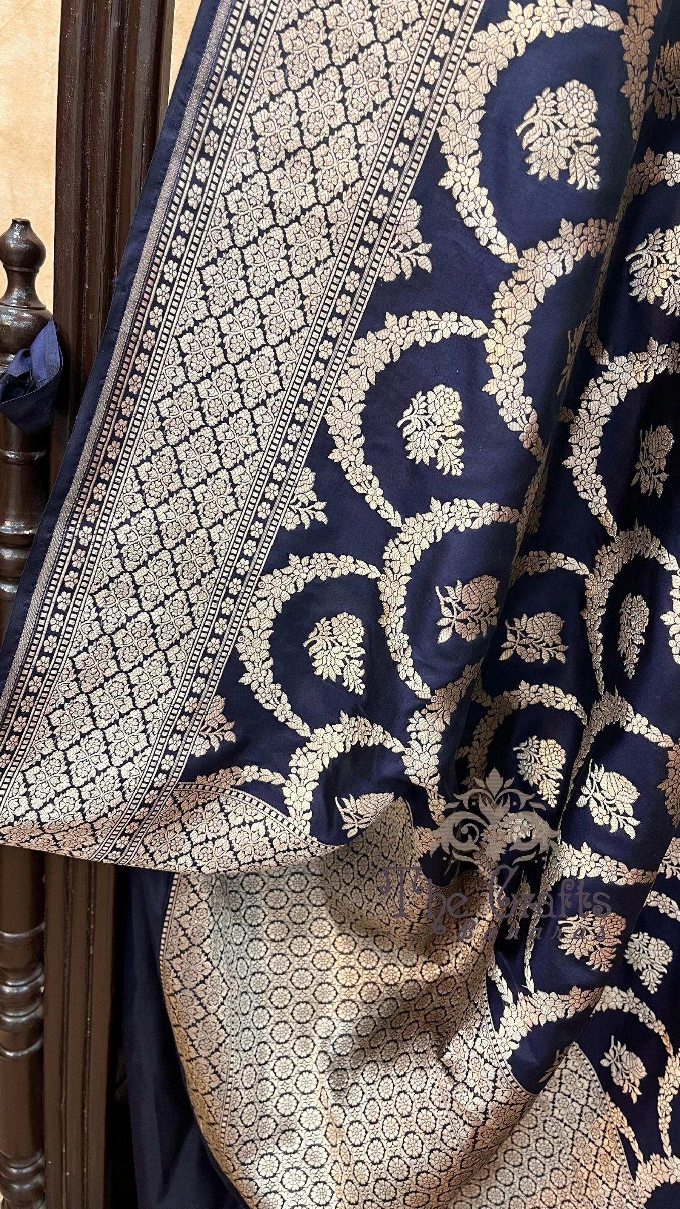 Pure Katan Silk Handloom Banarasi Saree - Jaal work