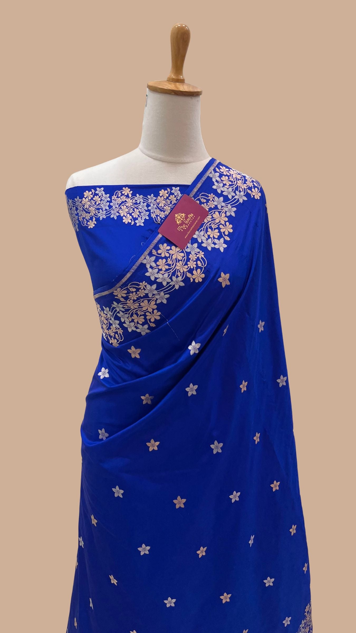 Pure Katan Silk Handloom Banarasi Saree - All over sona rupa motifs