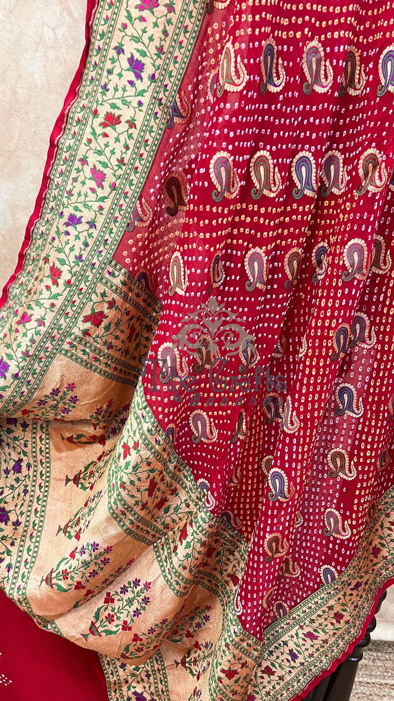 Pure Georgette Banarasi Handloom Bandhej Saree-With Meenakari Work