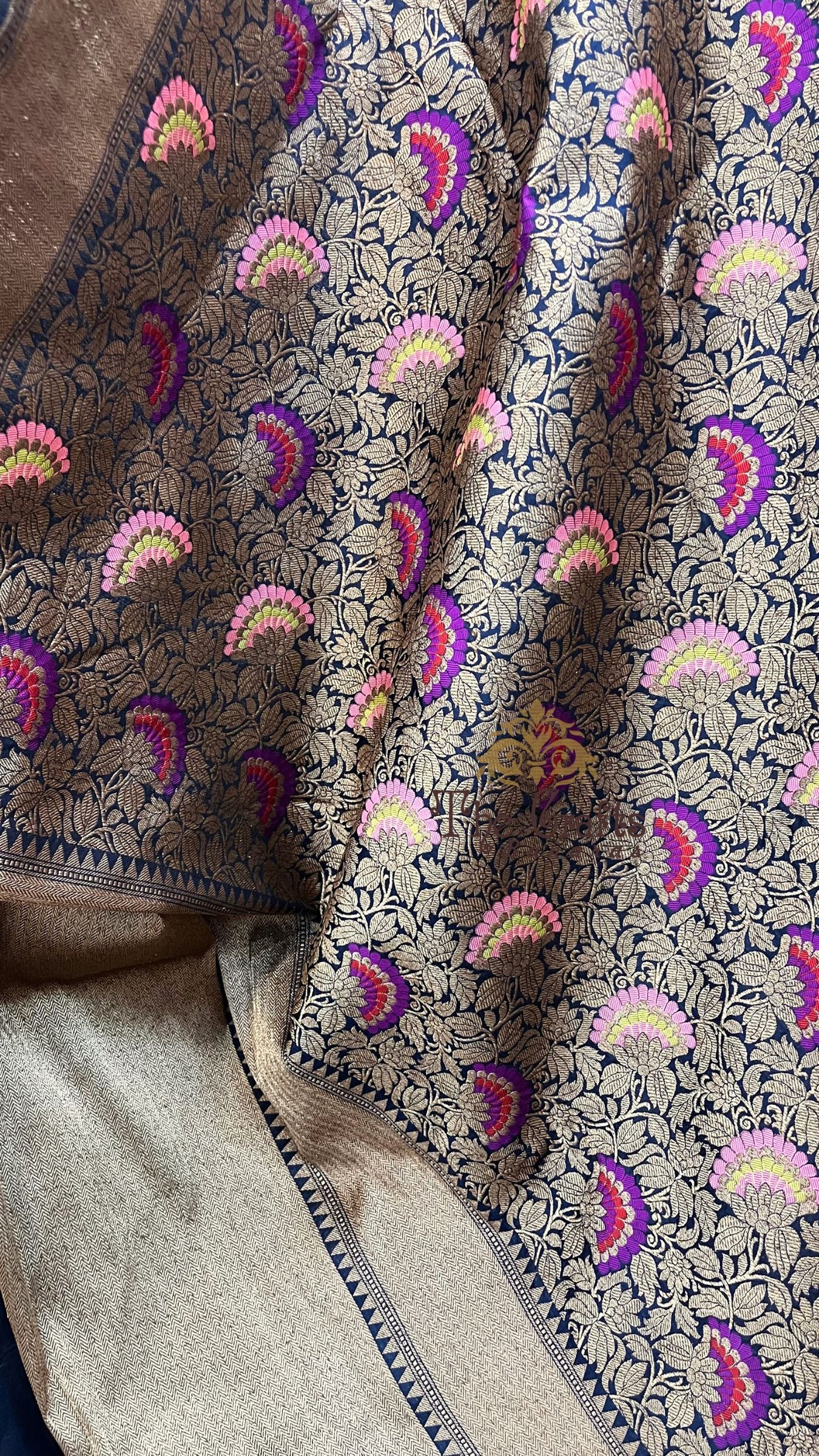Pure Katan Silk Handloom Banarasi Saree - Tanchui Brocade Meena