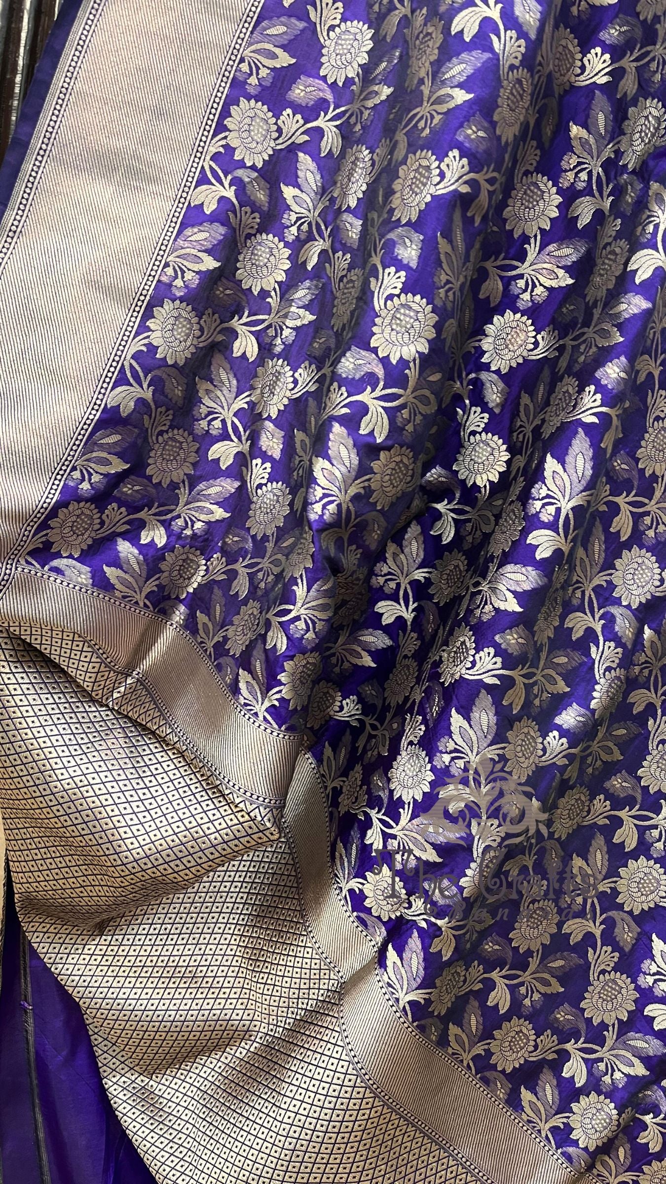 Pure Katan Silk Handloom Banarasi Saree - Jaal work