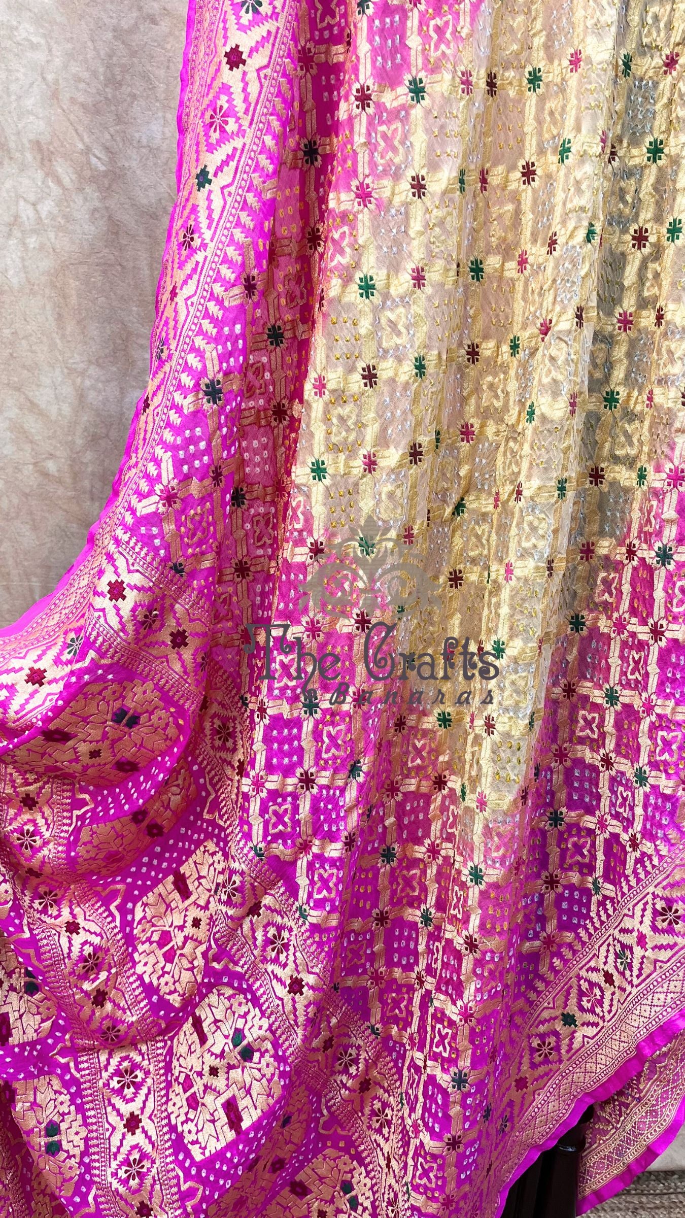 Pure Georgette Banarasi Handloom Bandhej Saree-With Meenakari Work
