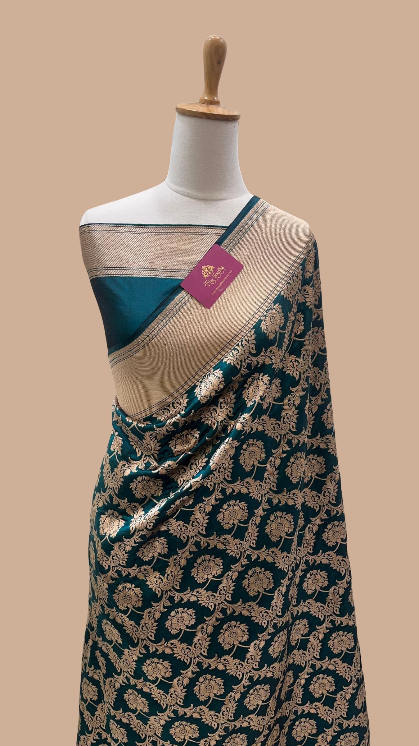 Pure Katan Silk Handloom Banarasi Saree - Jaal work