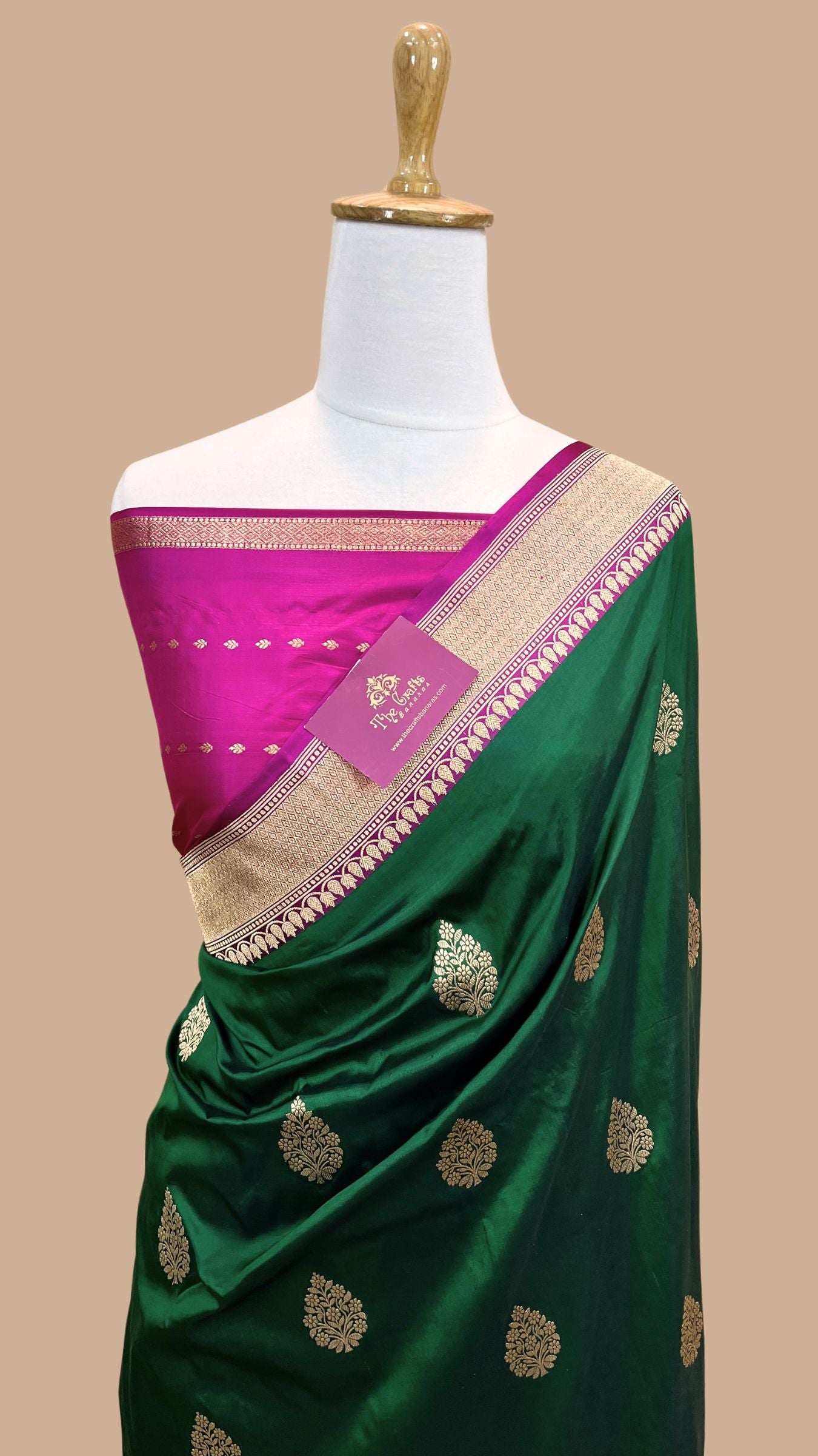 Pure Katan Silk Handloom Banarasi Saree - Jaal work