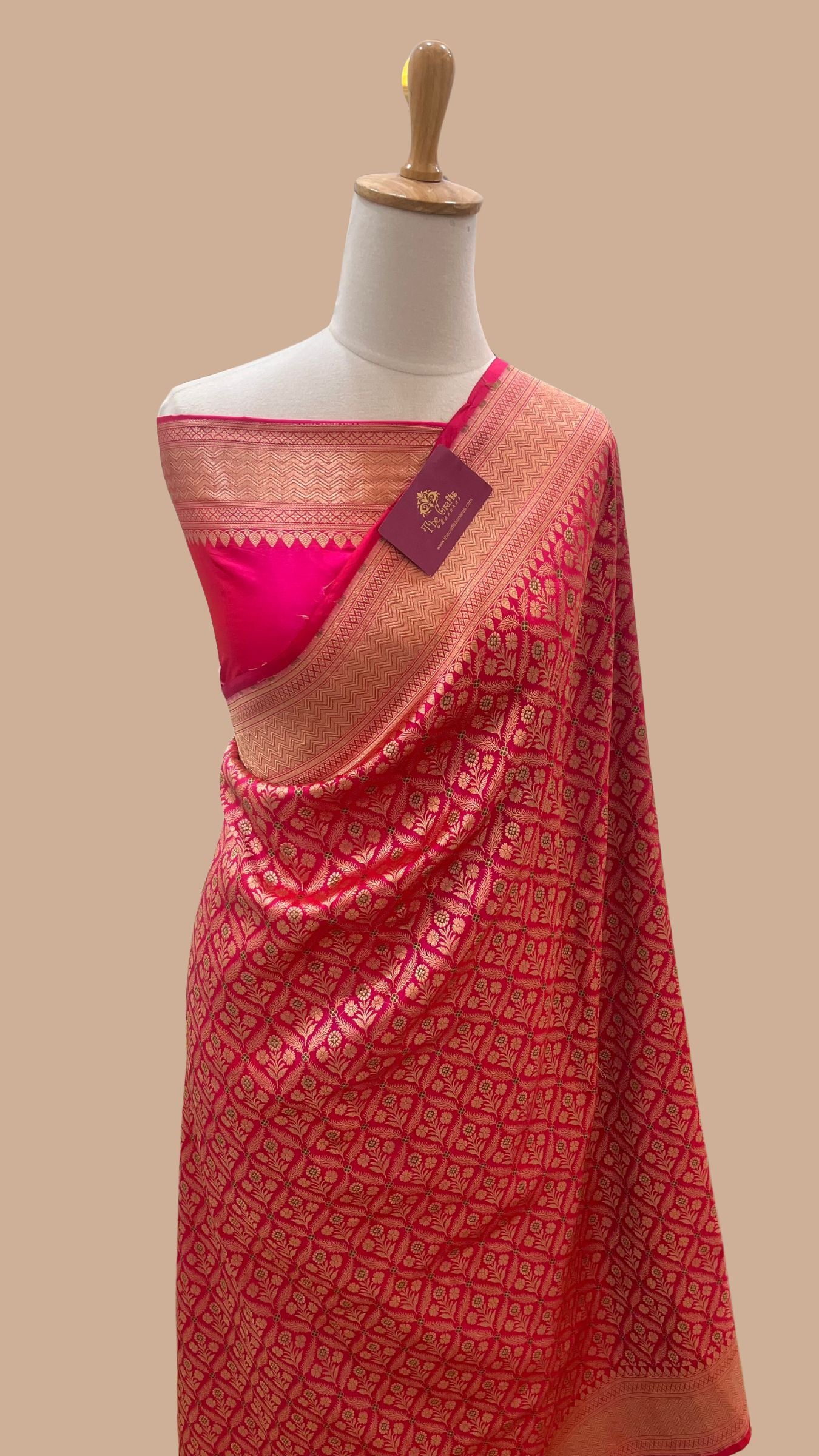 Pure Katan Silk Handloom Banarasi Saree - Tanchui Brocade Meena
