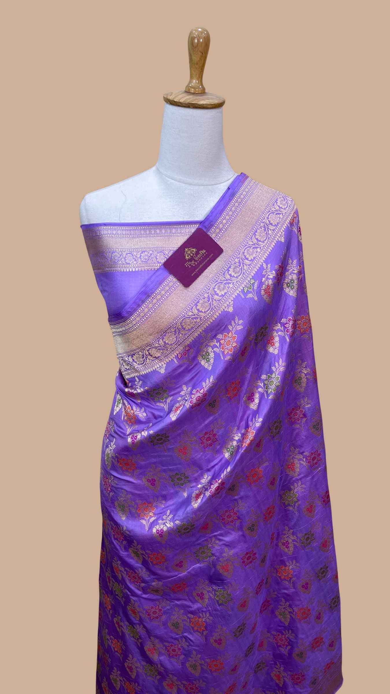 Pure Katan Silk Handloom Banarasi Saree - Jaal With Meenakari