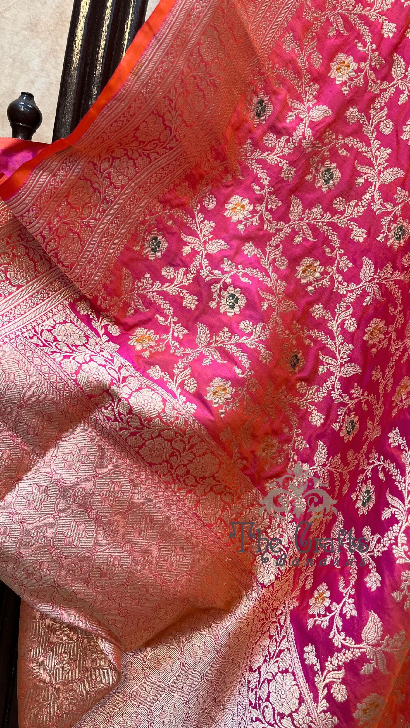 Pure Katan Silk Handloom Banarasi Saree - Jaal Work With Meenakari