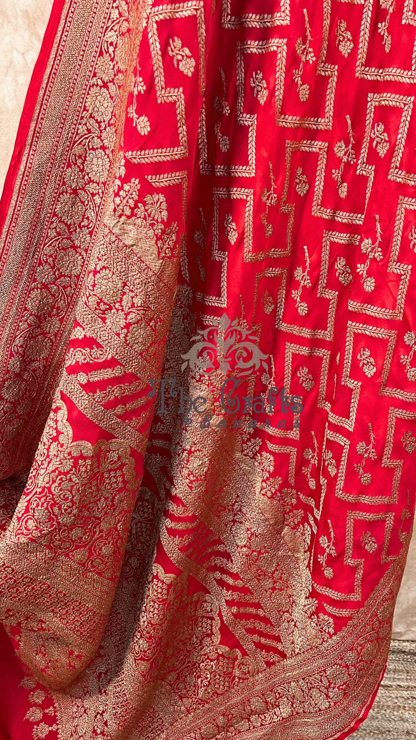 Pure Crepe Georgette Banarasi Saree - Antique Zari