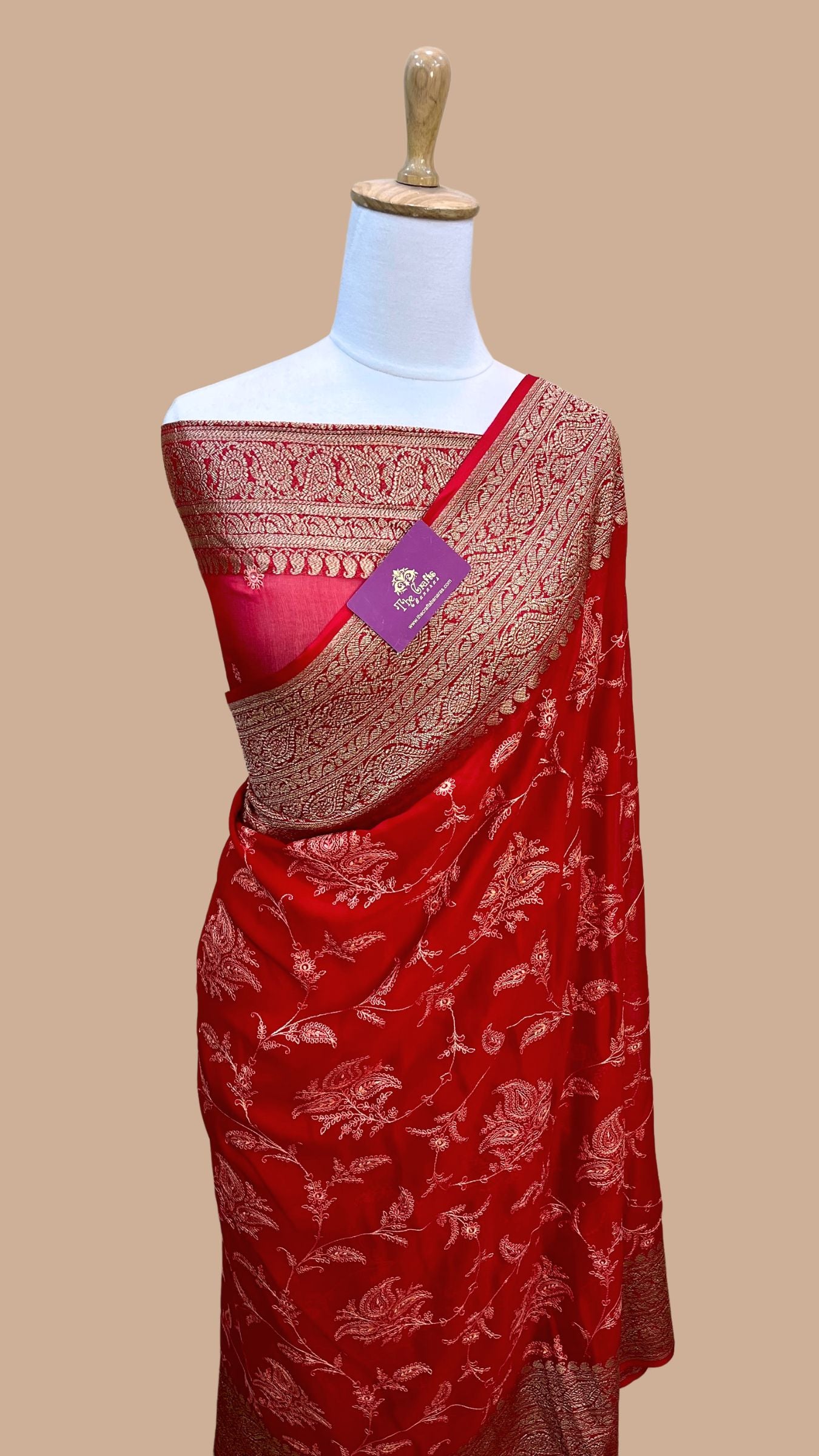 Pure Georgette Handloom Banarasi Saree - With Chikankari All Over