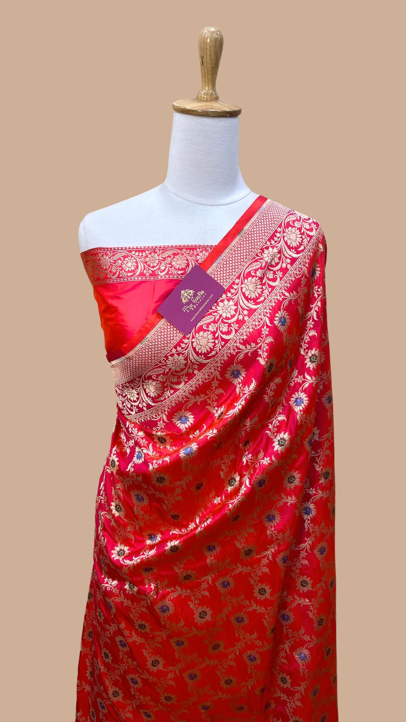 Pure Katan Silk Handloom Banarasi Saree - Jaal Work With Meenakari