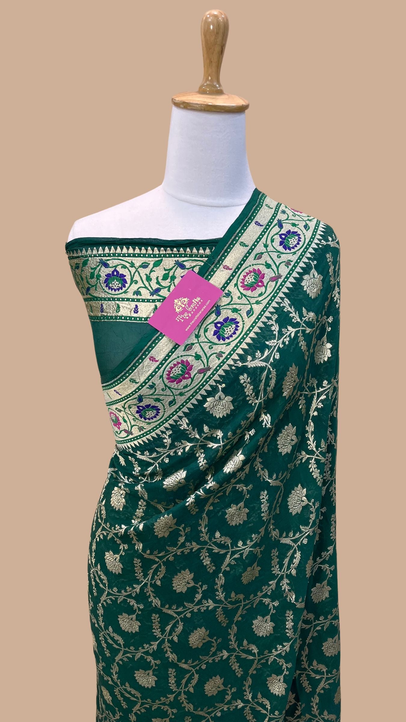 Pure Georgette Handloom Banarasi Saree - Gold zari with meenakari