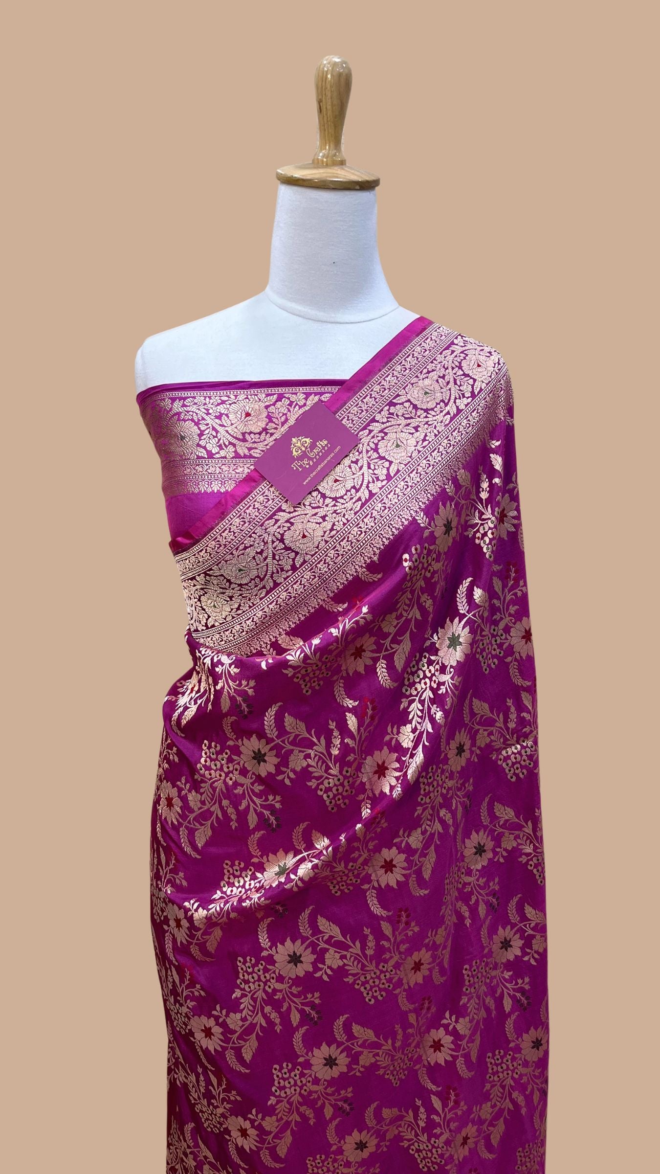 Pure Katan Silk Handloom Banarasi Saree - Jaal Work With Meenakari