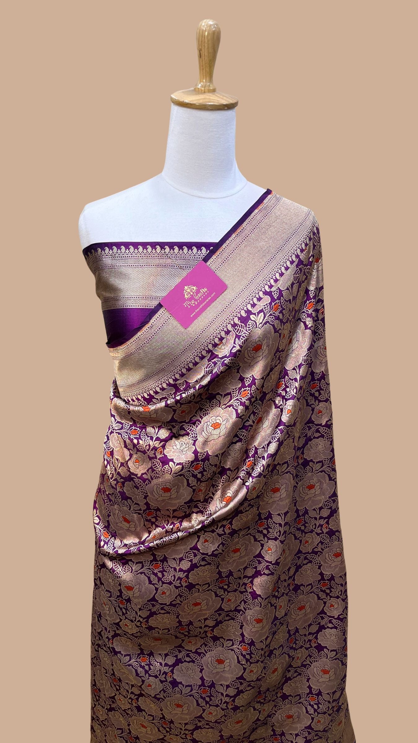 Pure Katan Silk Handloom Banarasi Saree - Tanchui Brocade Meena