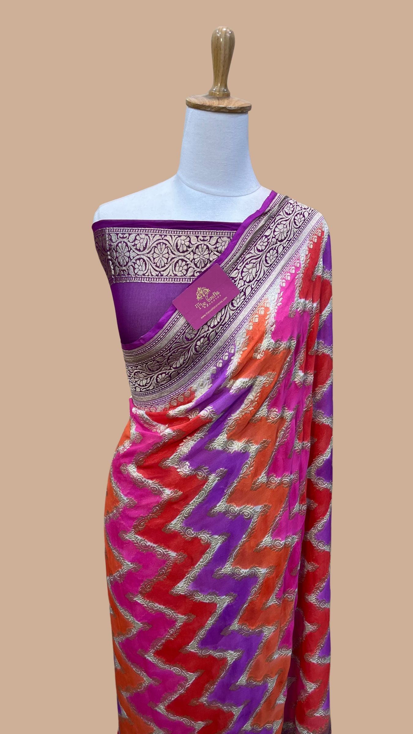 Khaddi Georgette Handloom Banarasi Saree - Water Zari