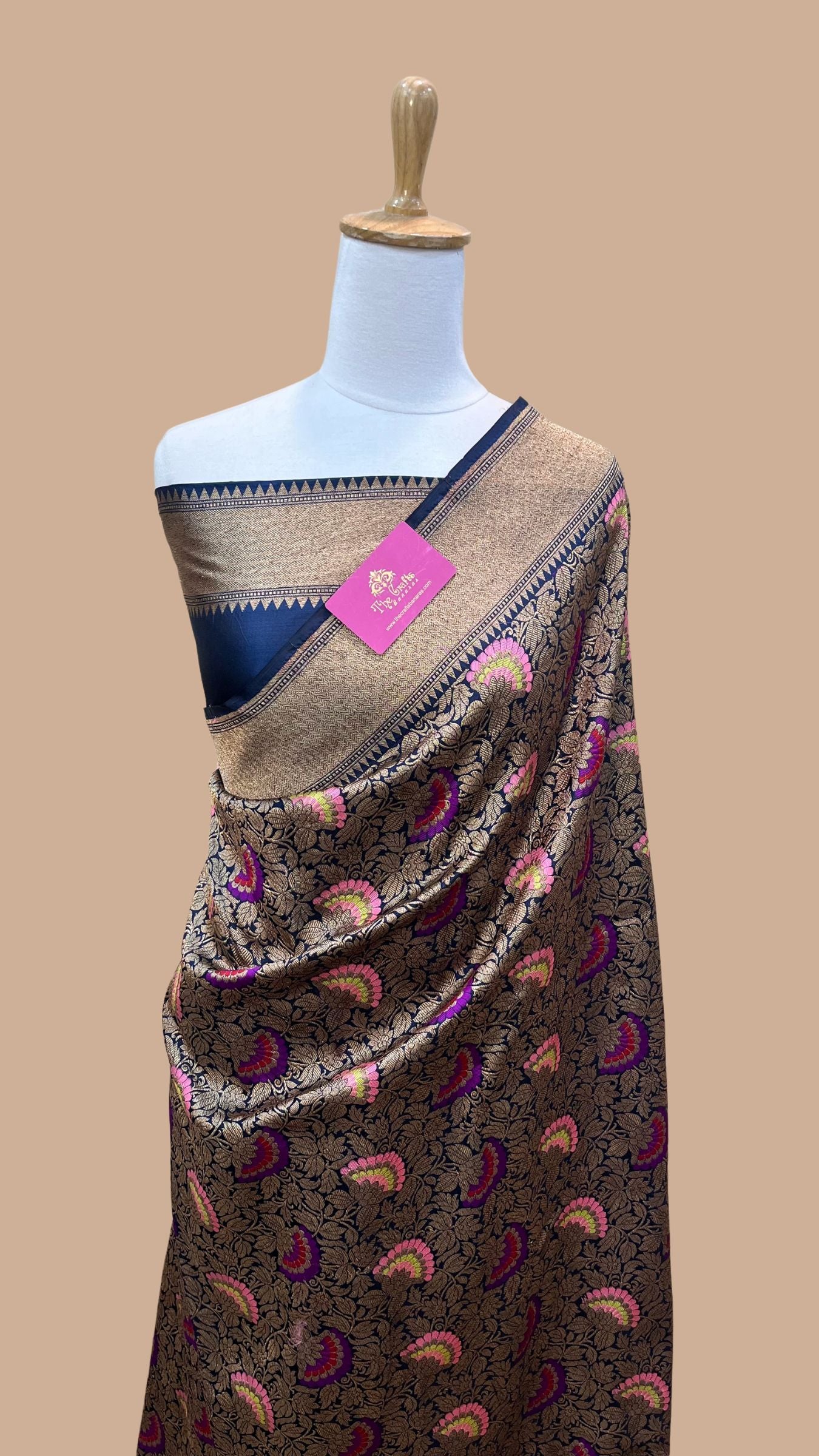 Pure Katan Silk Handloom Banarasi Saree - Tanchui Brocade Meena