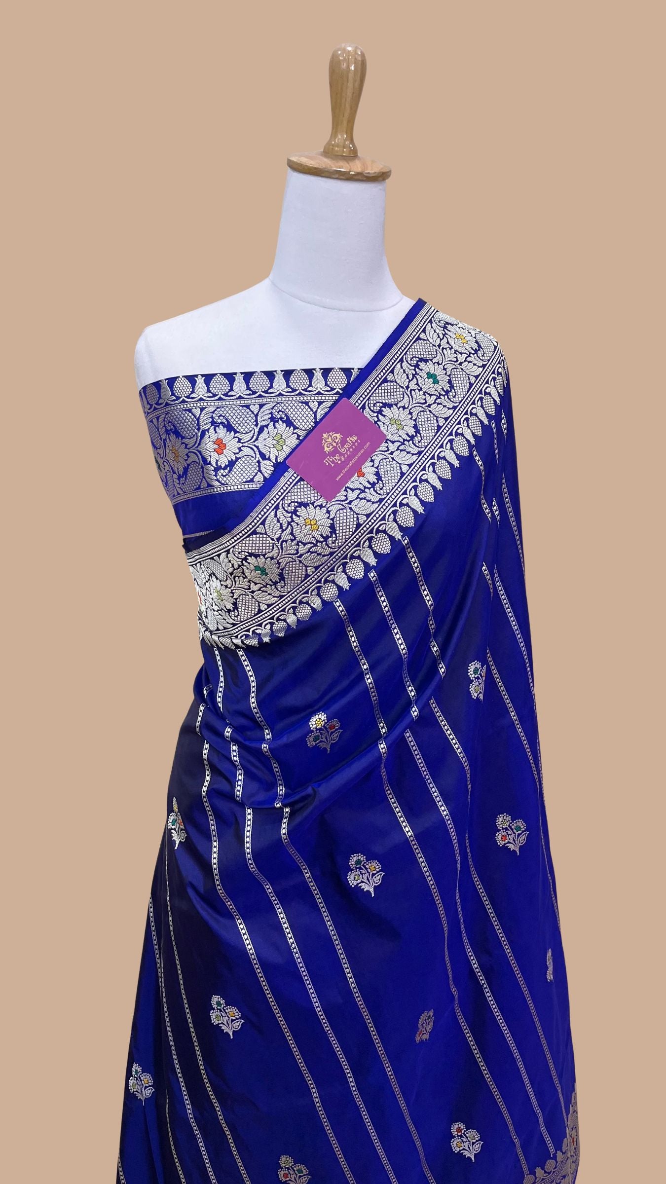 Pure Katan Silk Handloom Banarasi Saree - With Kadhua Meenakari work