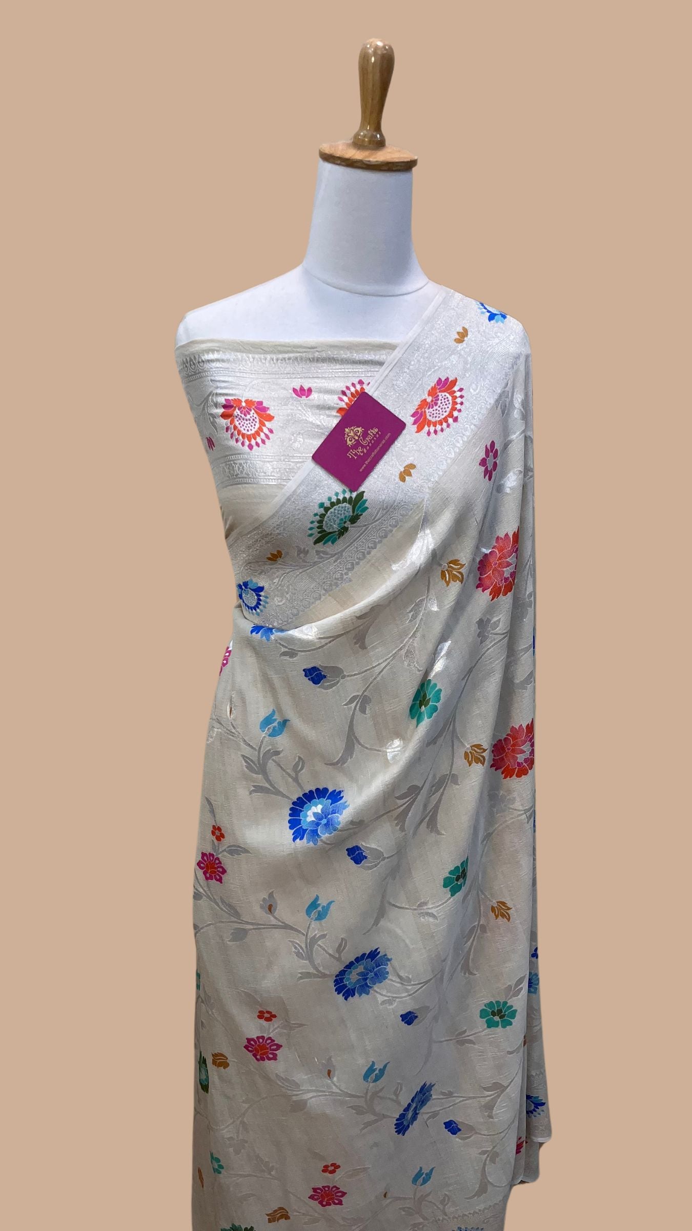 Tussar Georgette Handloom Banarasi Saree - Jaal with Meenakari