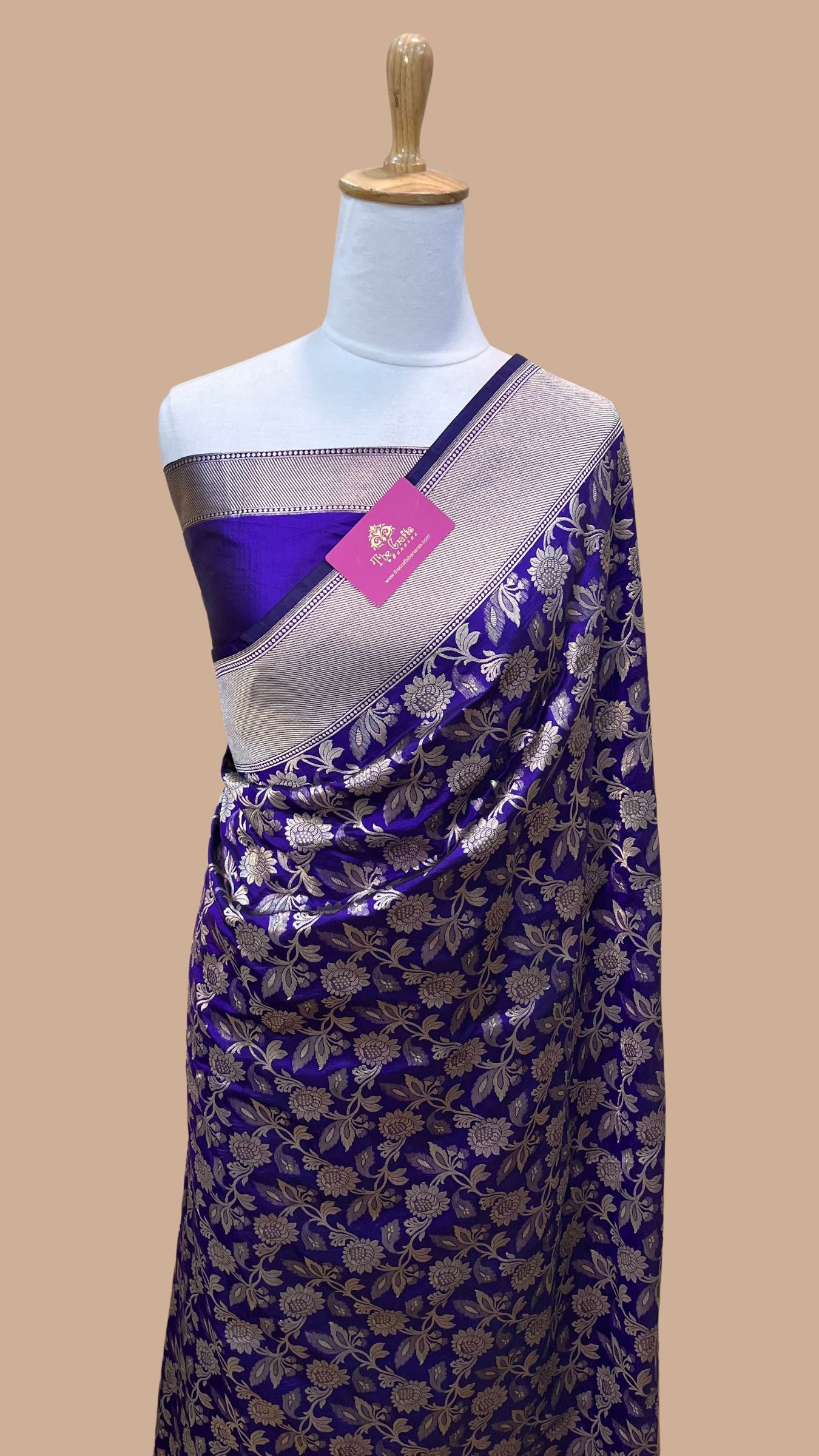 Pure Katan Silk Handloom Banarasi Saree - Jaal work