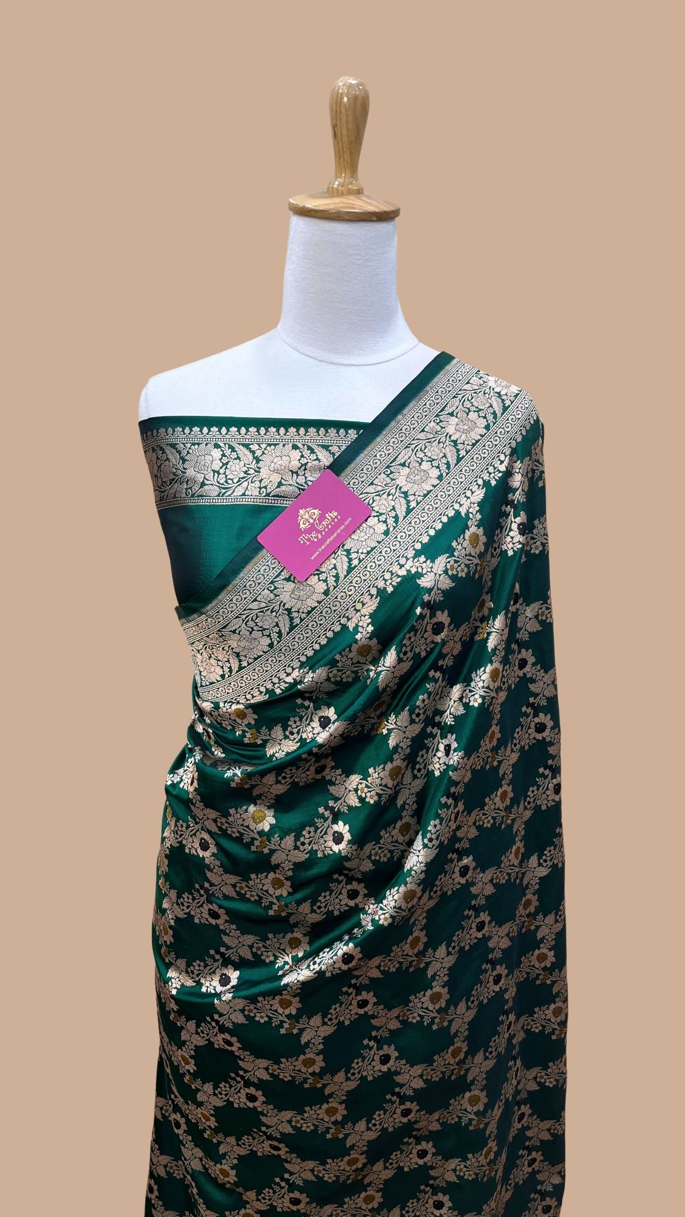 Pure Katan Silk Handloom Banarasi Saree - Jaal Work With Meenakari